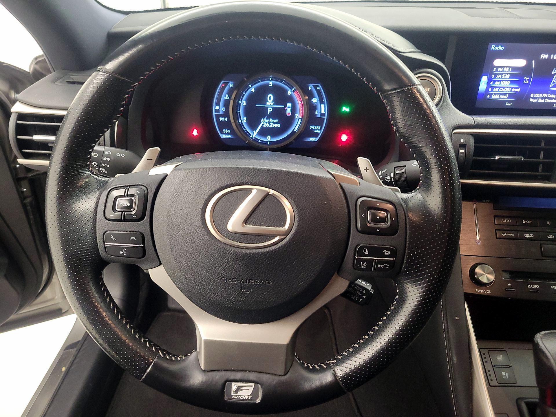 Thumbnail: 2018 Lexus IS - 10