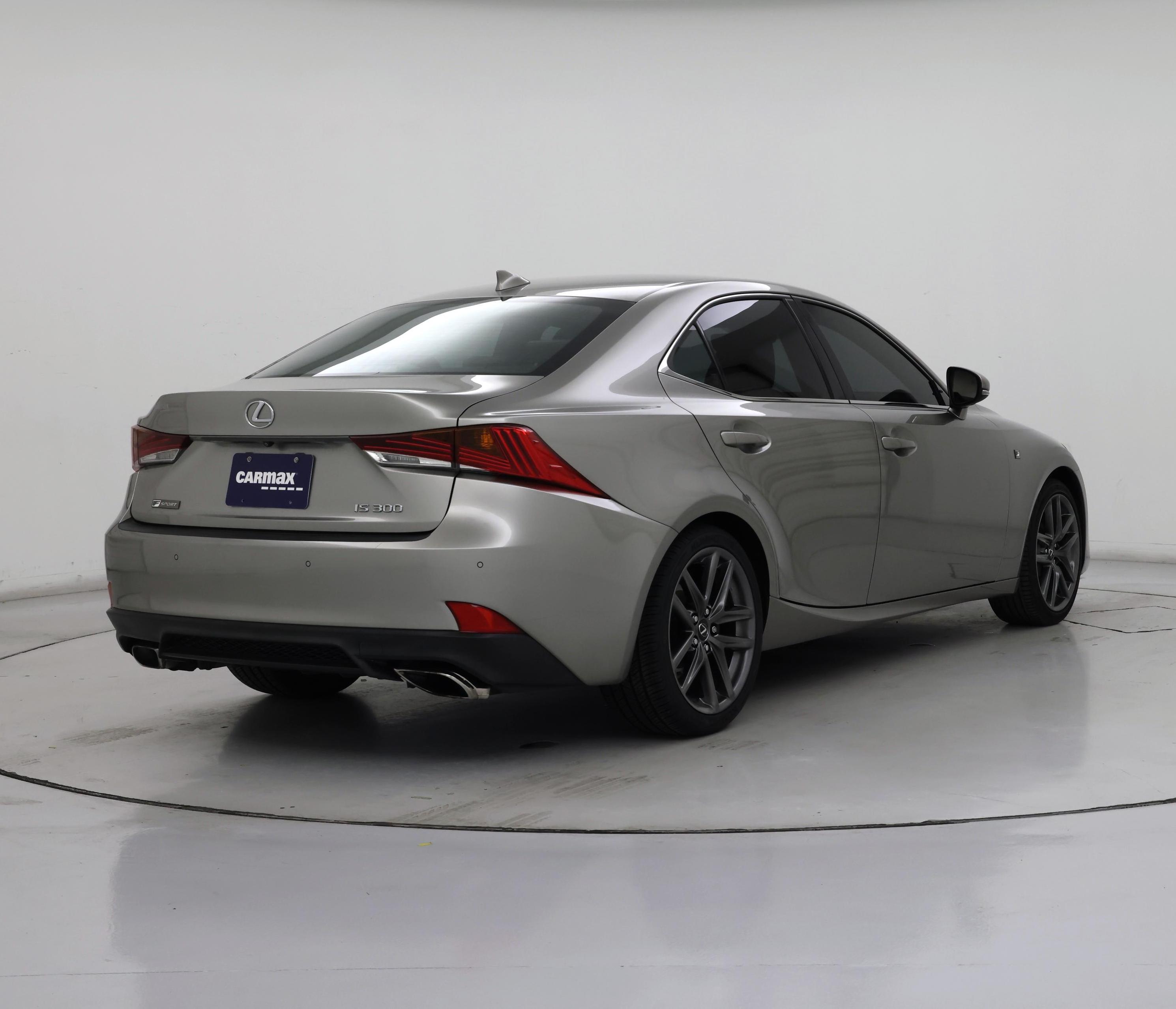 Thumbnail: 2018 Lexus IS - 8