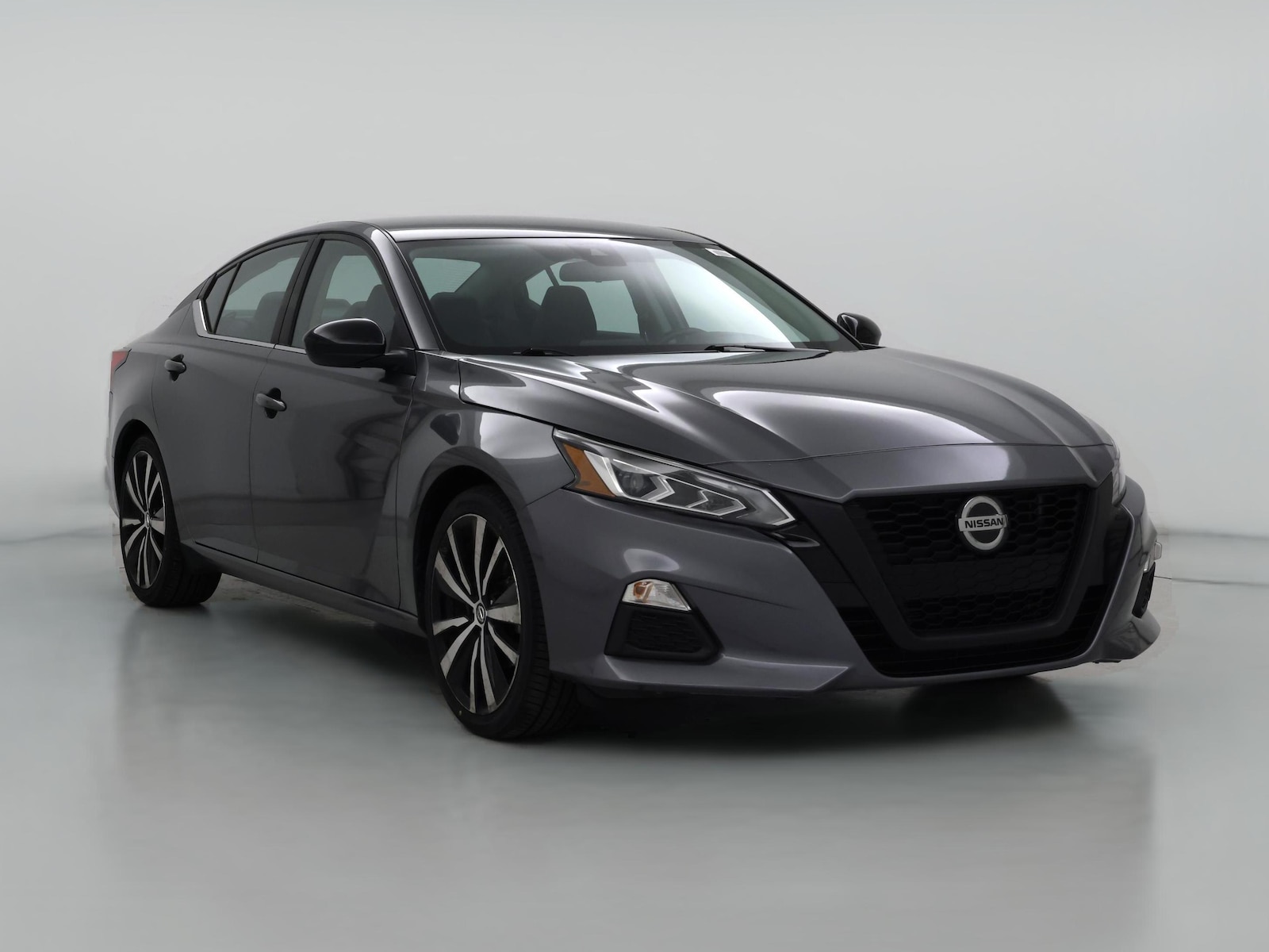 2022 Nissan Altima SR