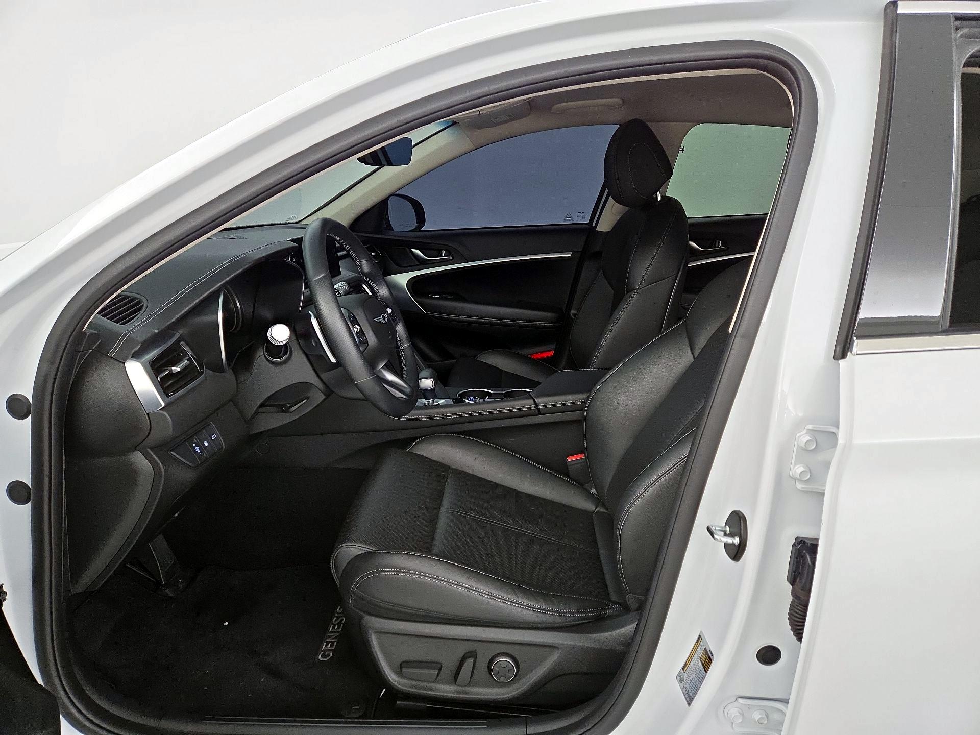 Thumbnail: 2024 Genesis G70 - 11