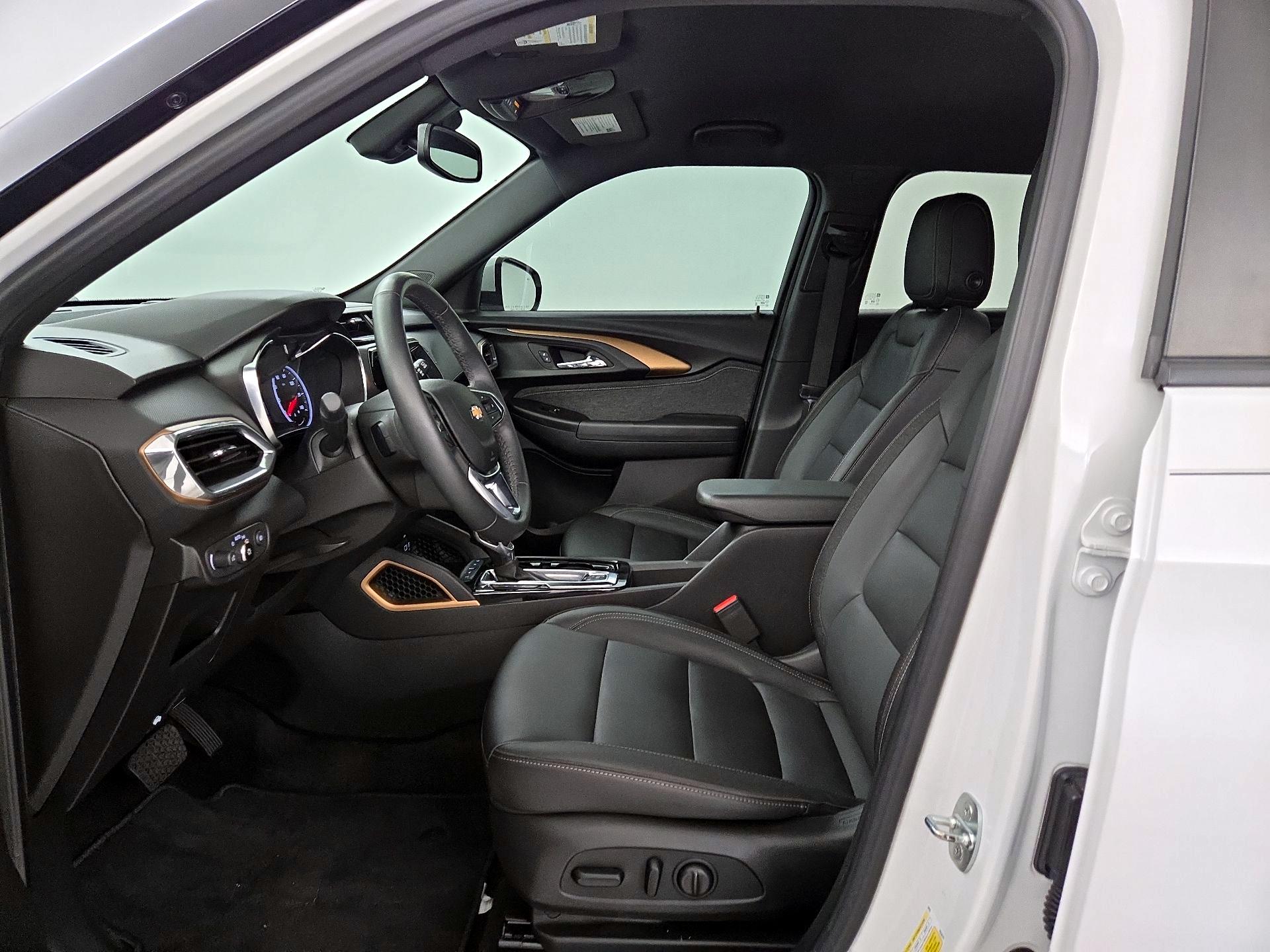 Thumbnail: 2023 Chevrolet TrailBlazer - 11