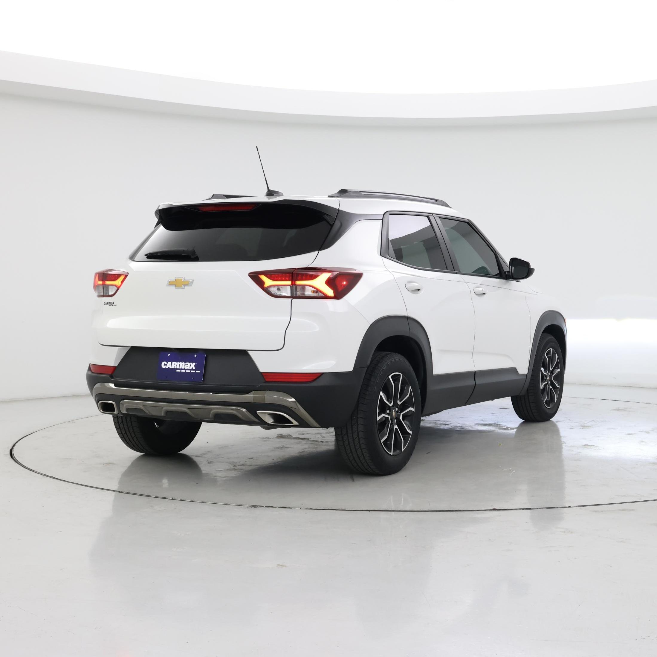 Thumbnail: 2023 Chevrolet TrailBlazer - 8