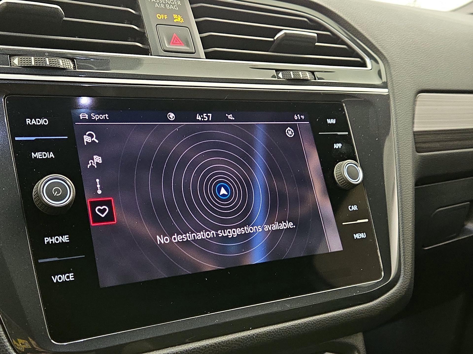 Thumbnail: 2023 Volkswagen Tiguan - 14