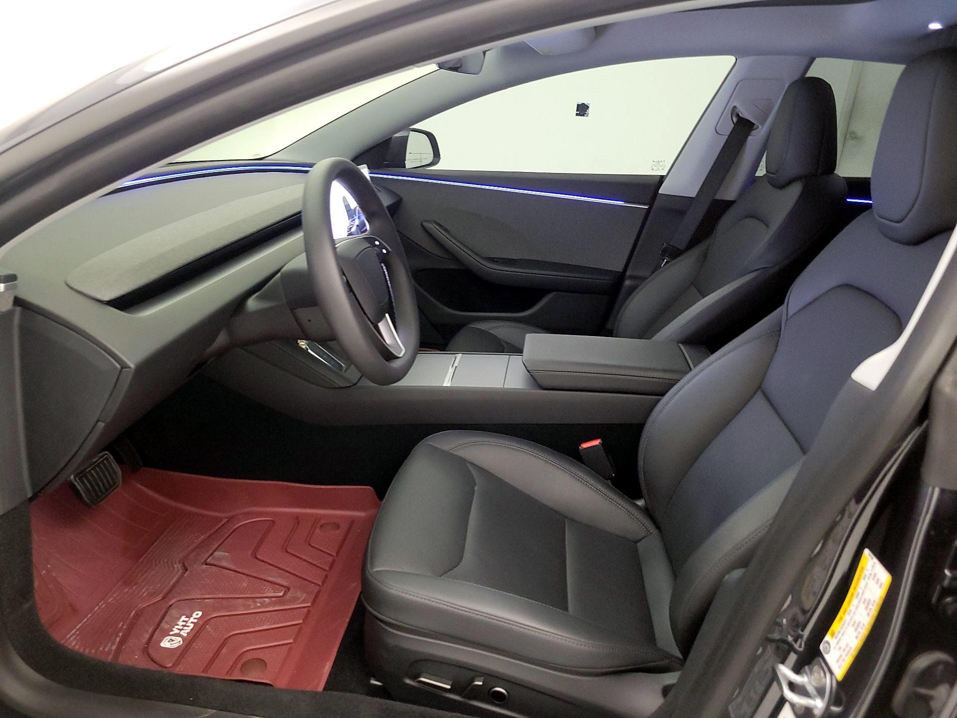 Thumbnail: 2025 Tesla Model 3 - 11