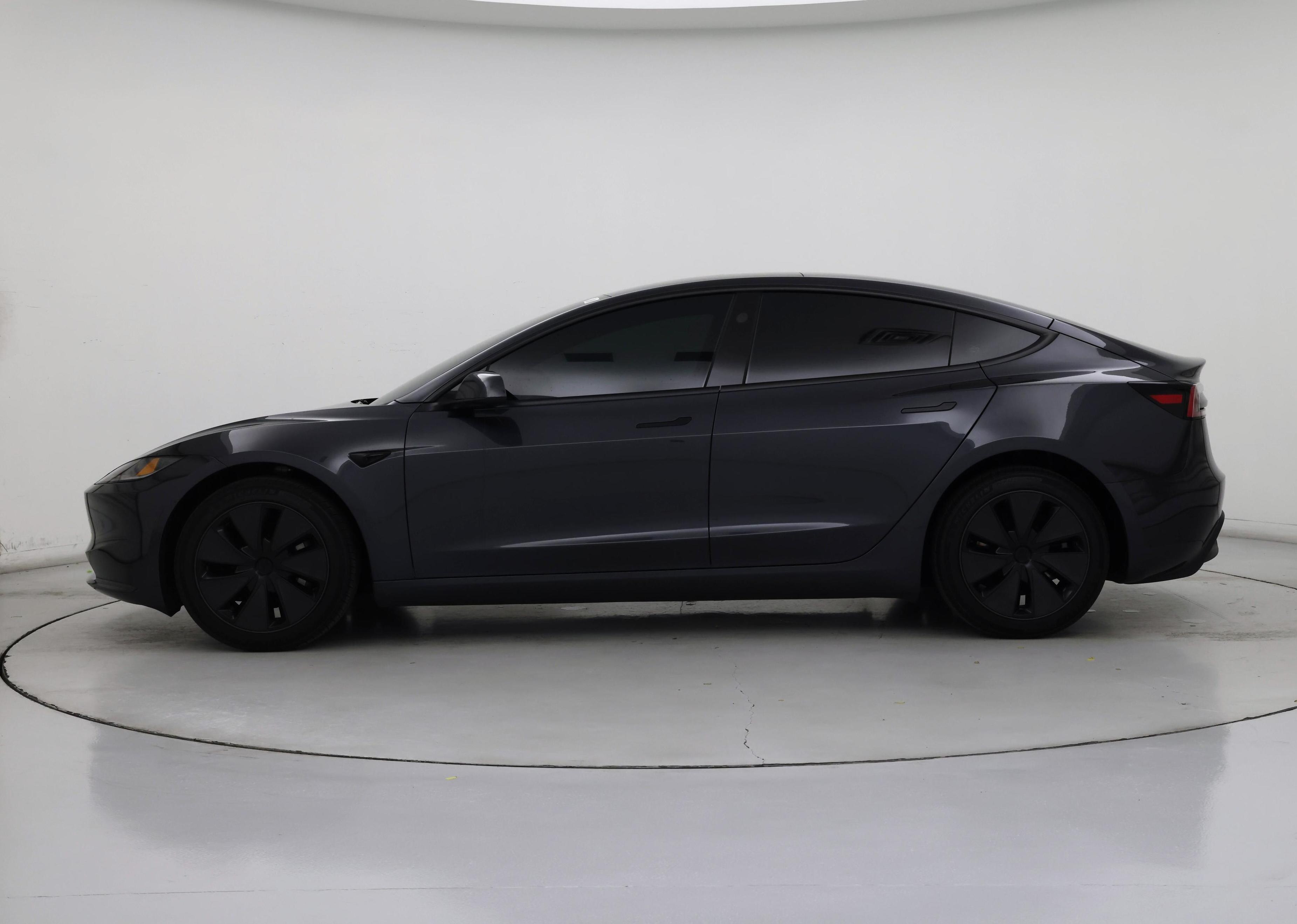 Thumbnail: 2025 Tesla Model 3 - 3