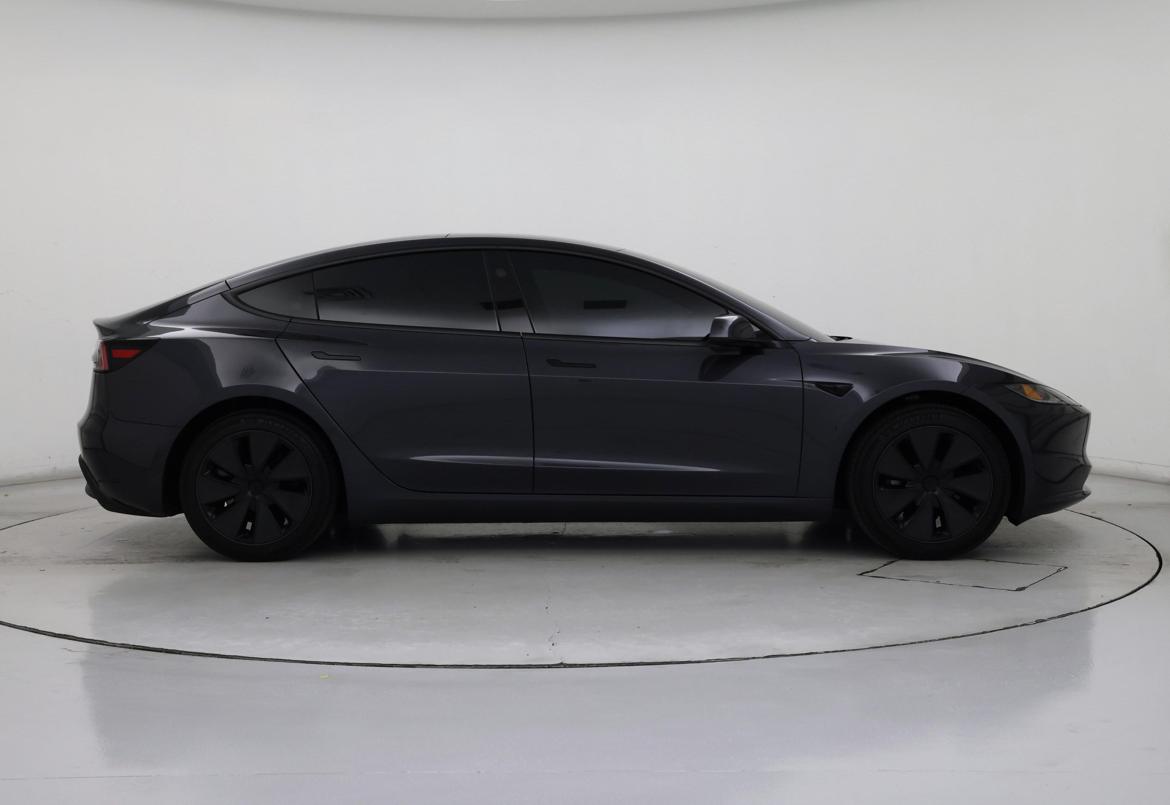 Thumbnail: 2025 Tesla Model 3 - 7