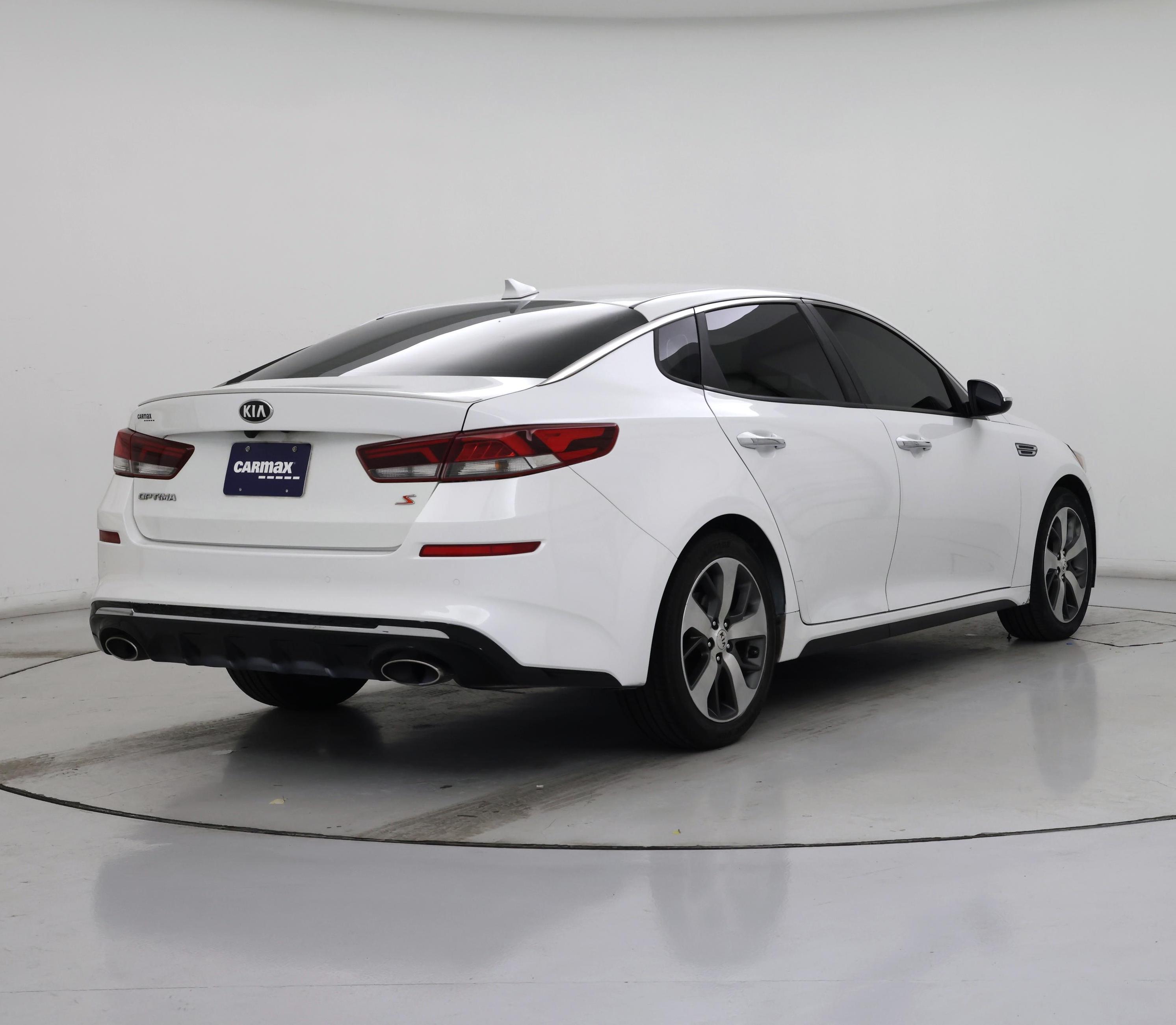 Thumbnail: 2020 Kia Optima - 8