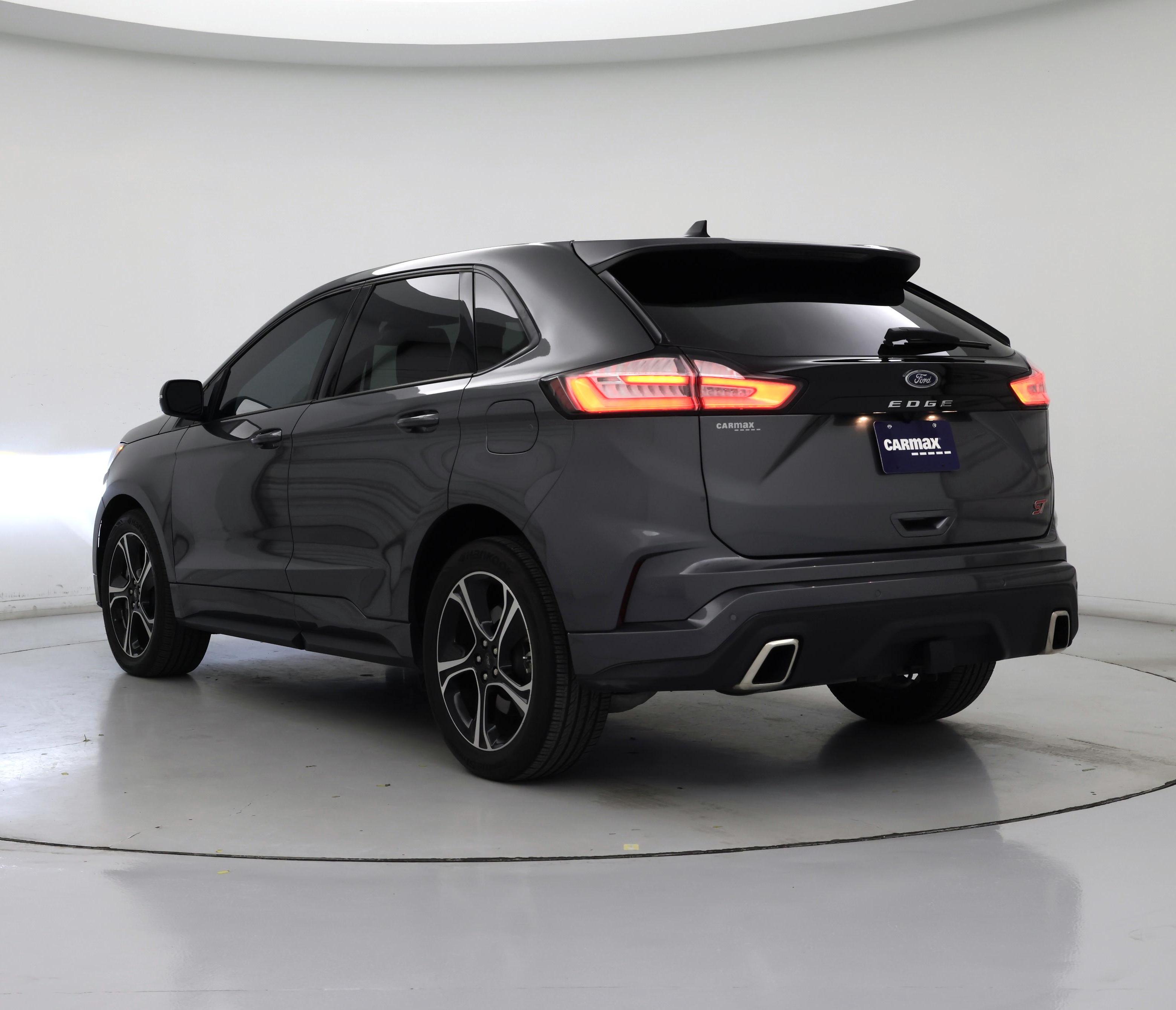 Thumbnail: 2023 Ford Edge - 2