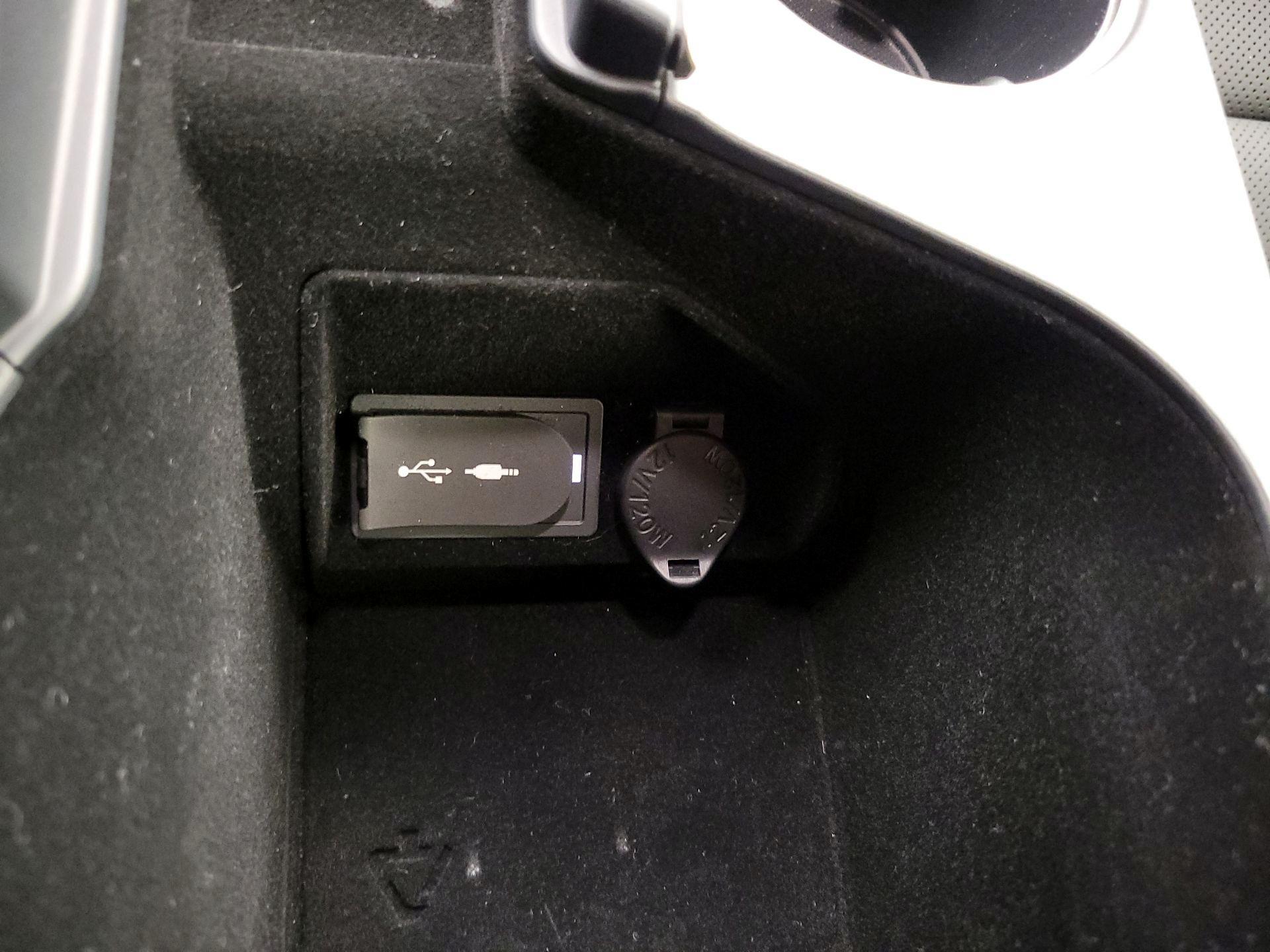 Thumbnail: 2018 Lexus RC - 19