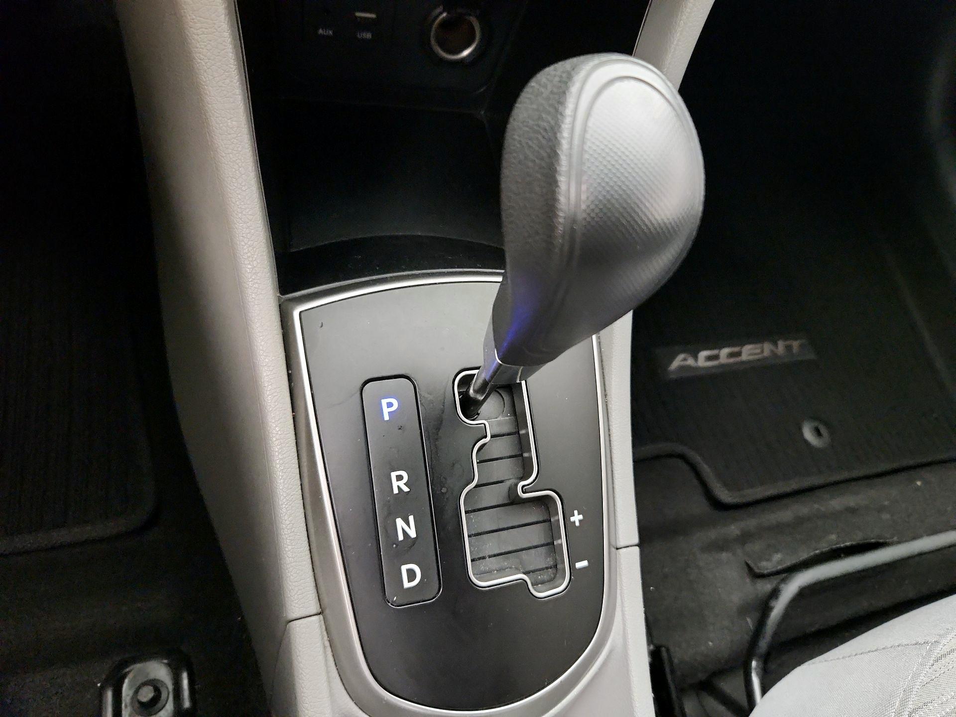 Thumbnail: 2017 Hyundai Accent - 16