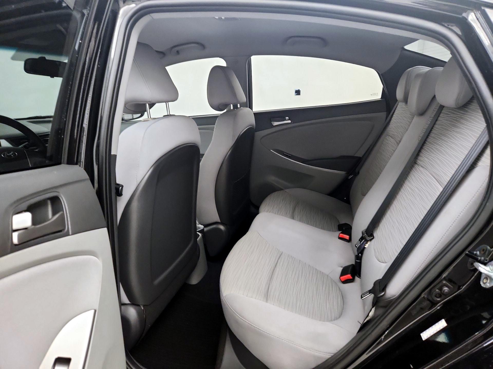 Thumbnail: 2017 Hyundai Accent - 18