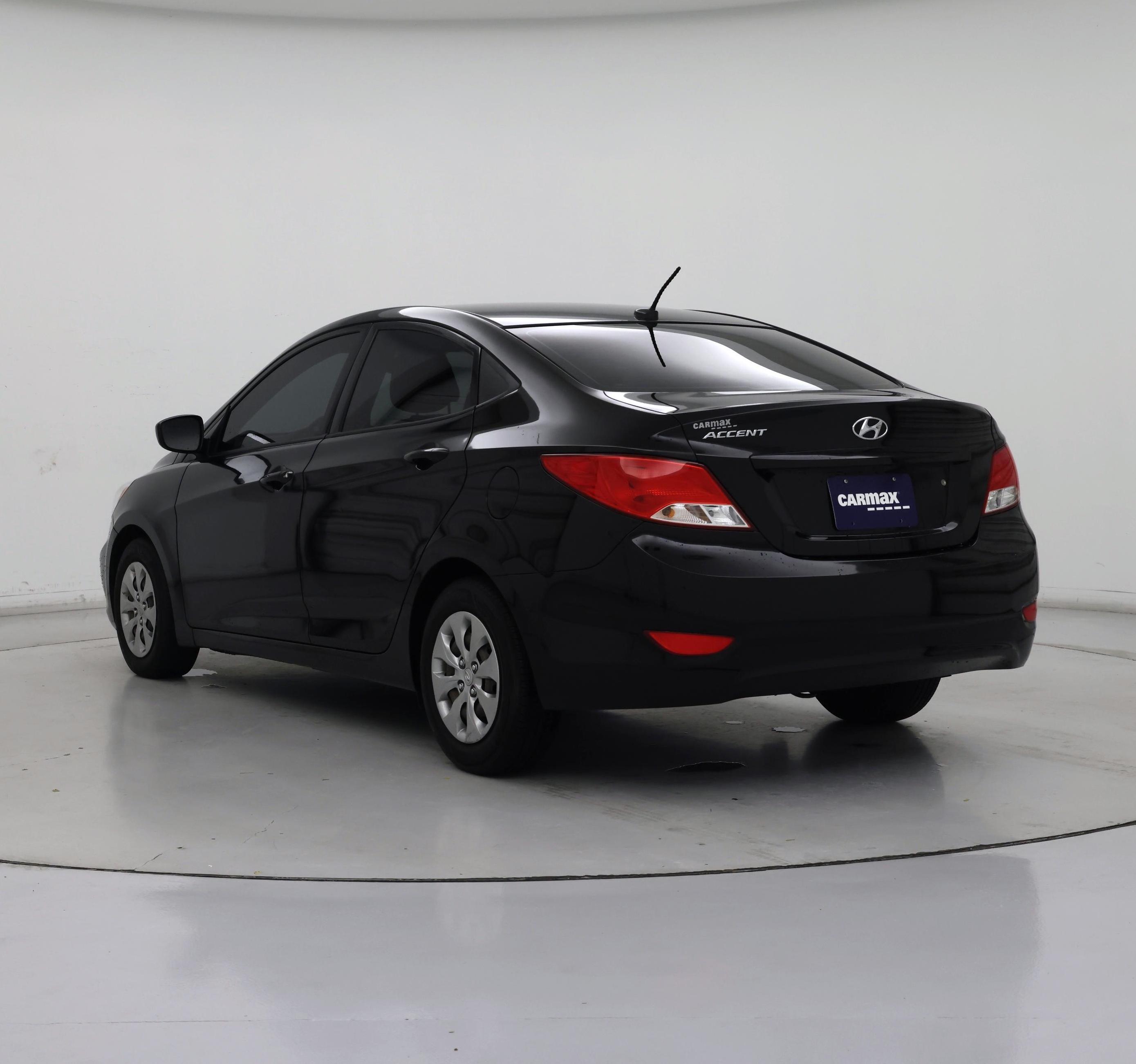 Thumbnail: 2017 Hyundai Accent - 2