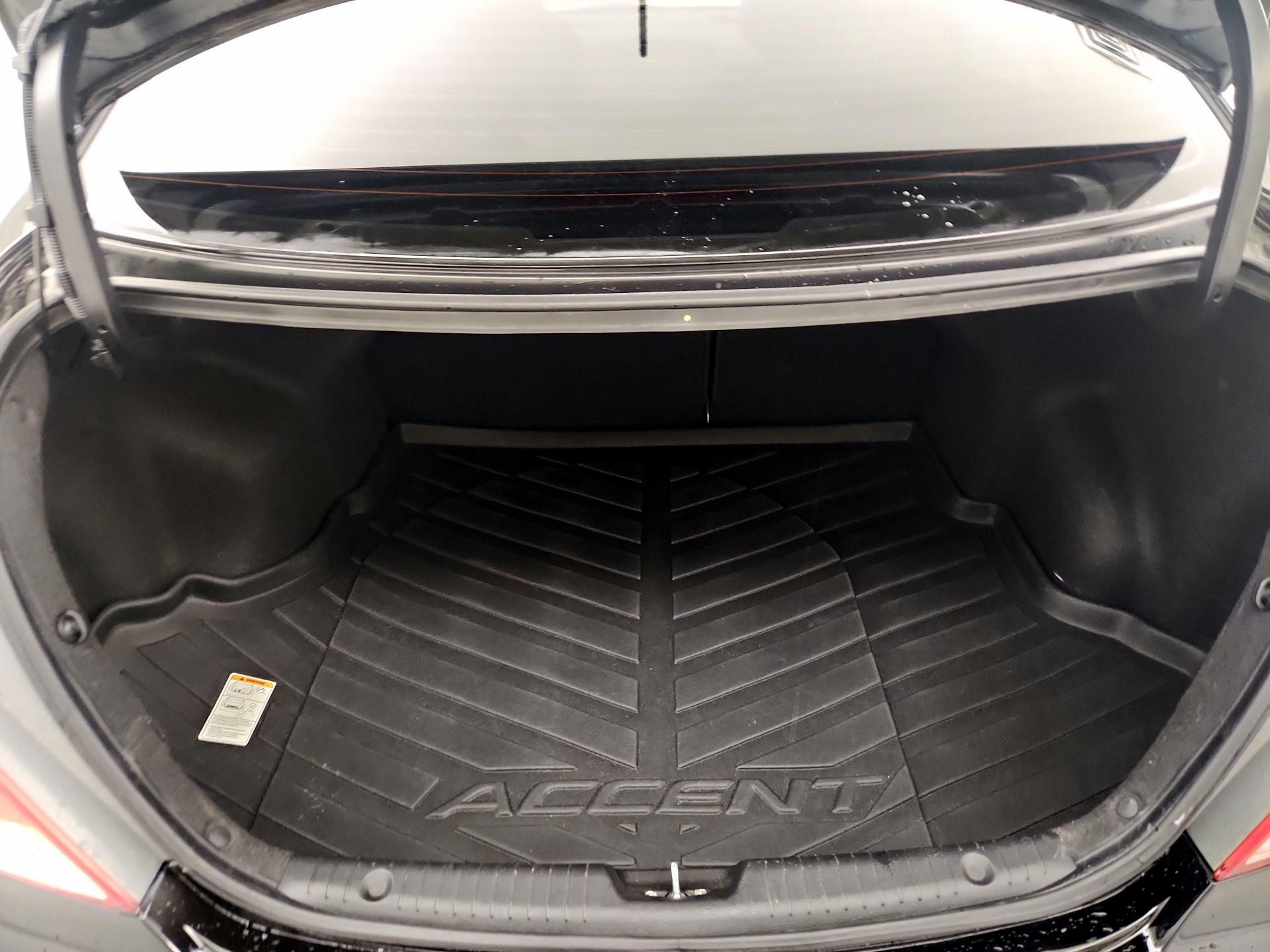 Thumbnail: 2017 Hyundai Accent - 19