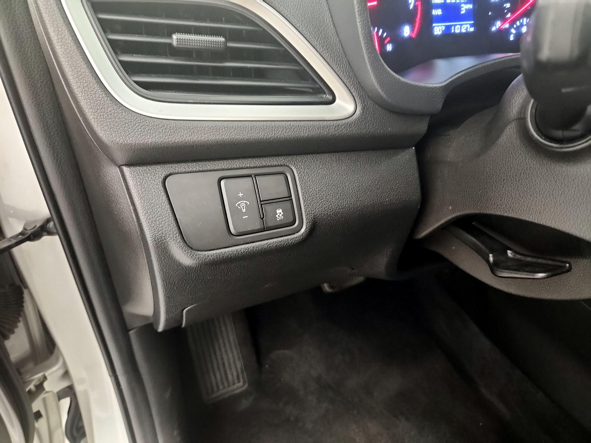 Thumbnail: 2018 Hyundai Accent - 13