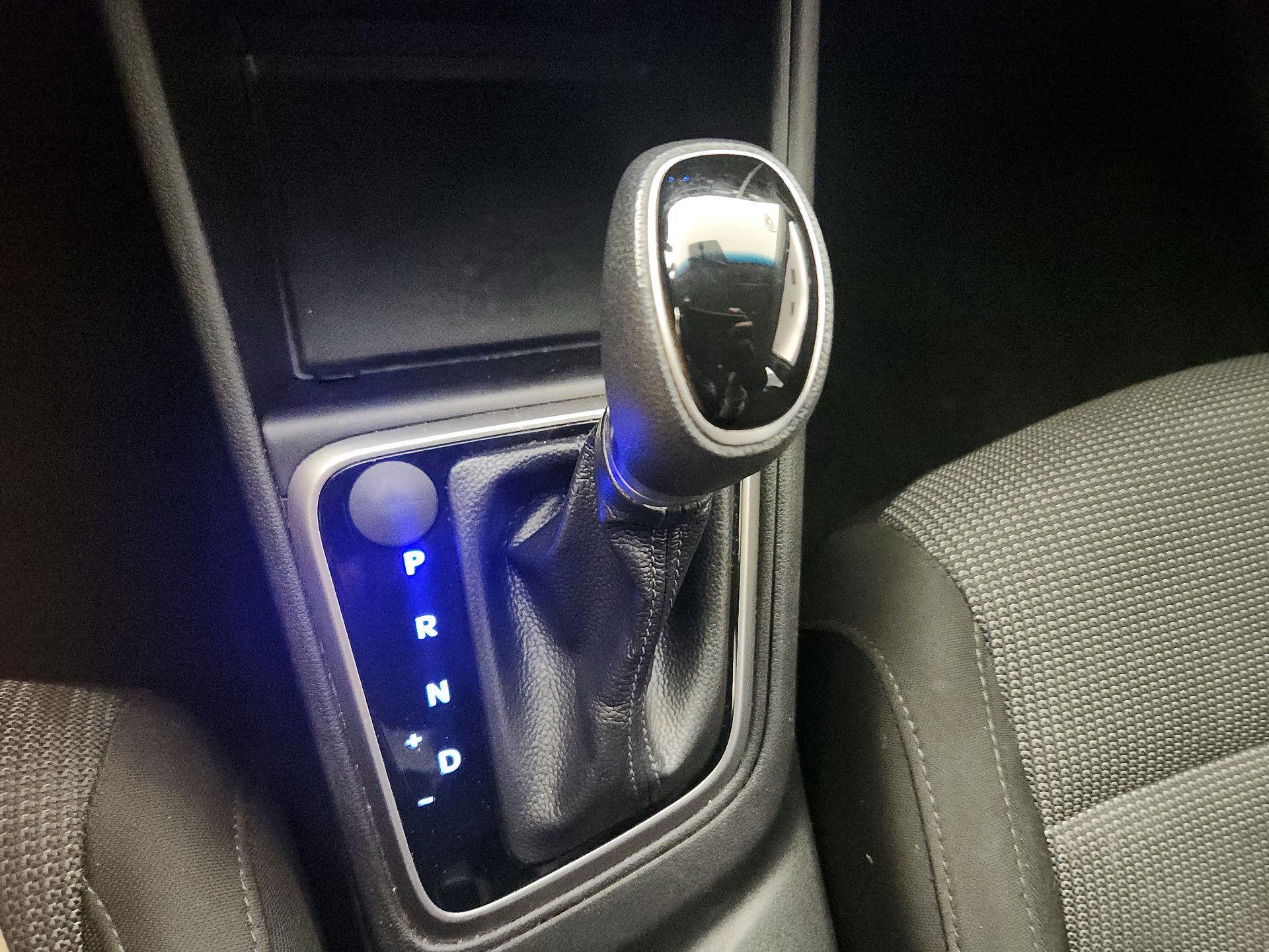 Thumbnail: 2018 Hyundai Accent - 17