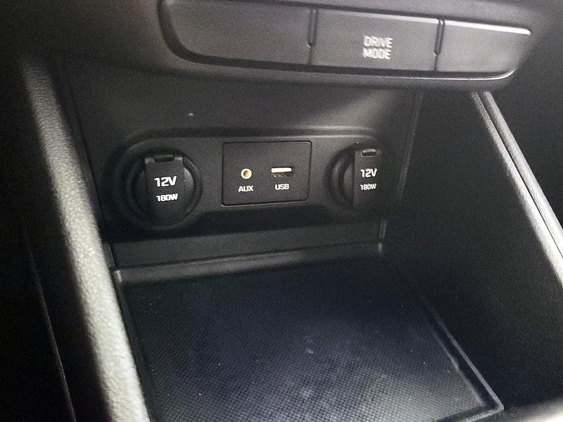 Thumbnail: 2018 Hyundai Accent - 18