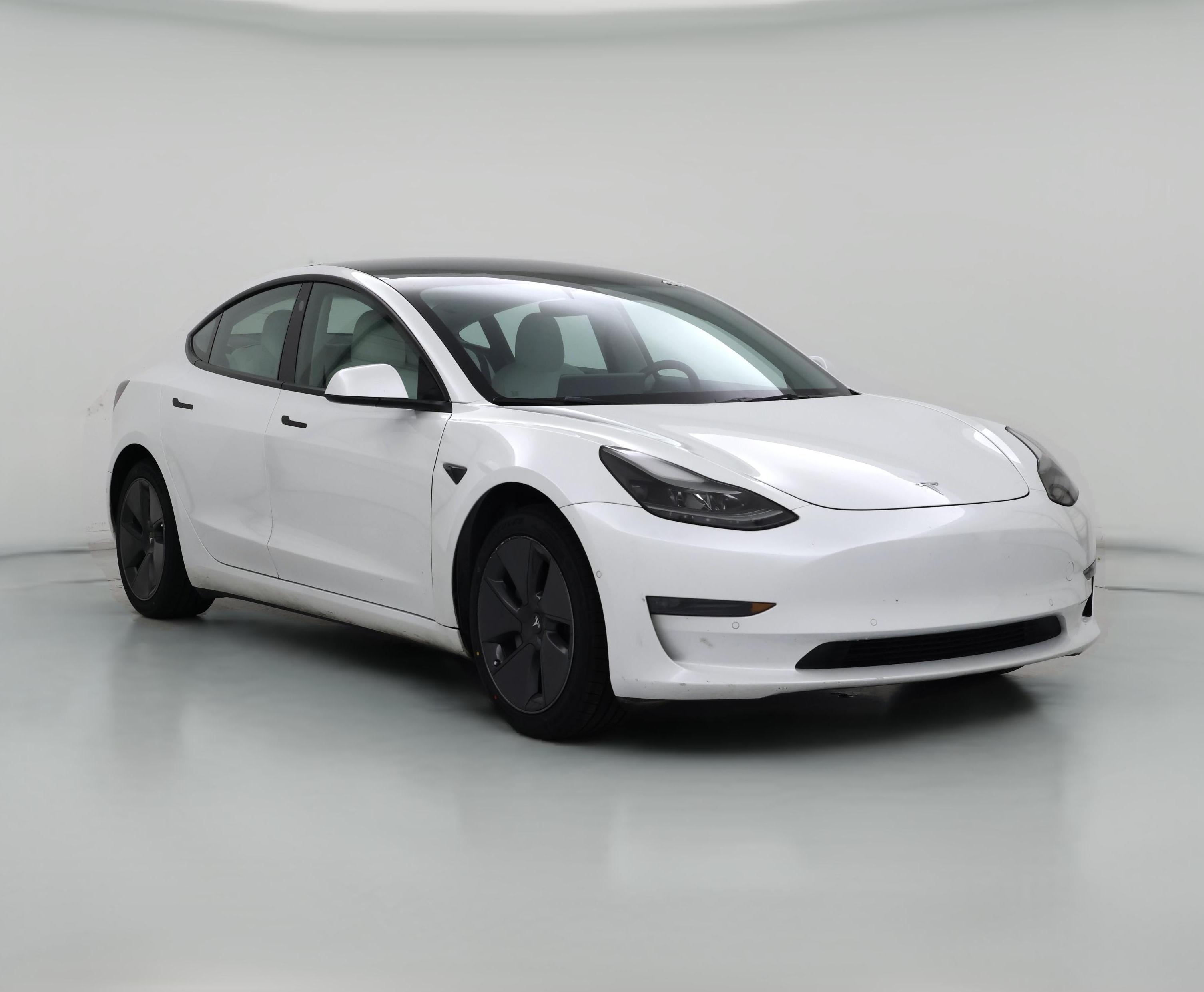 Thumbnail: 2022 Tesla Model 3 - 1
