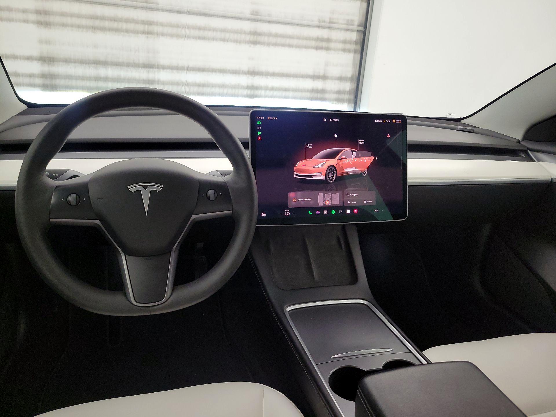 Thumbnail: 2022 Tesla Model 3 - 9