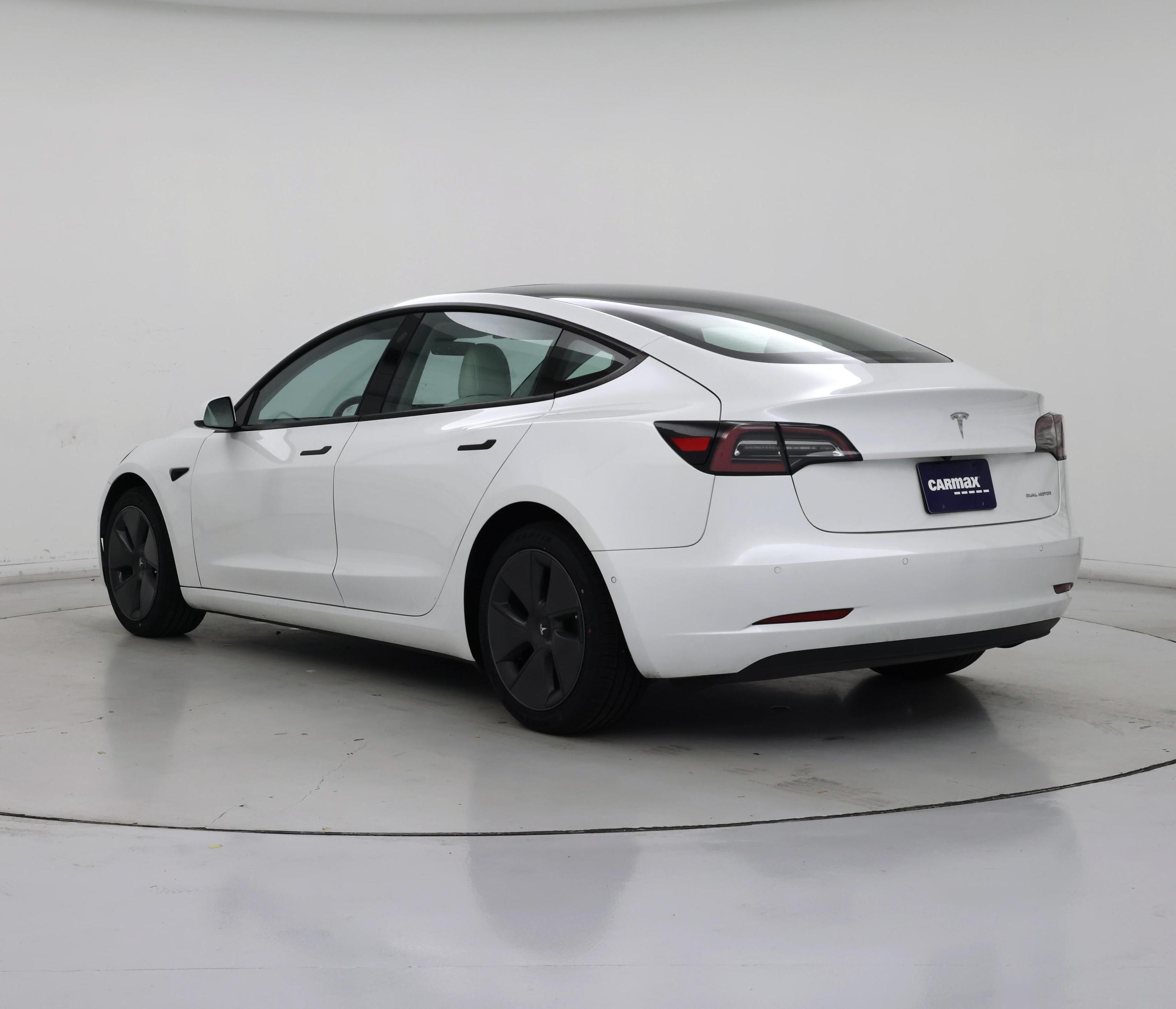 Thumbnail: 2022 Tesla Model 3 - 2