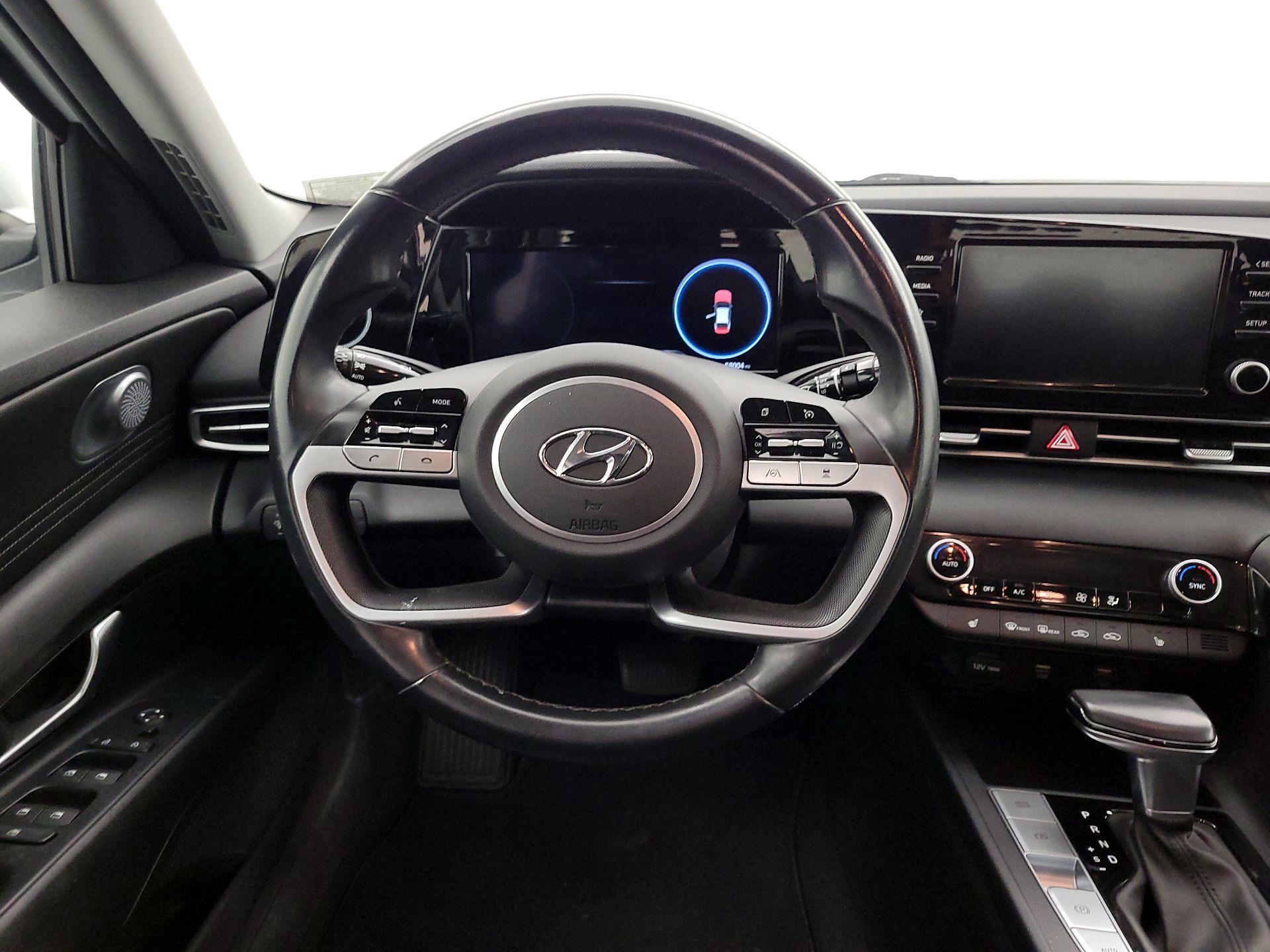 Thumbnail: 2021 Hyundai Elantra - 10