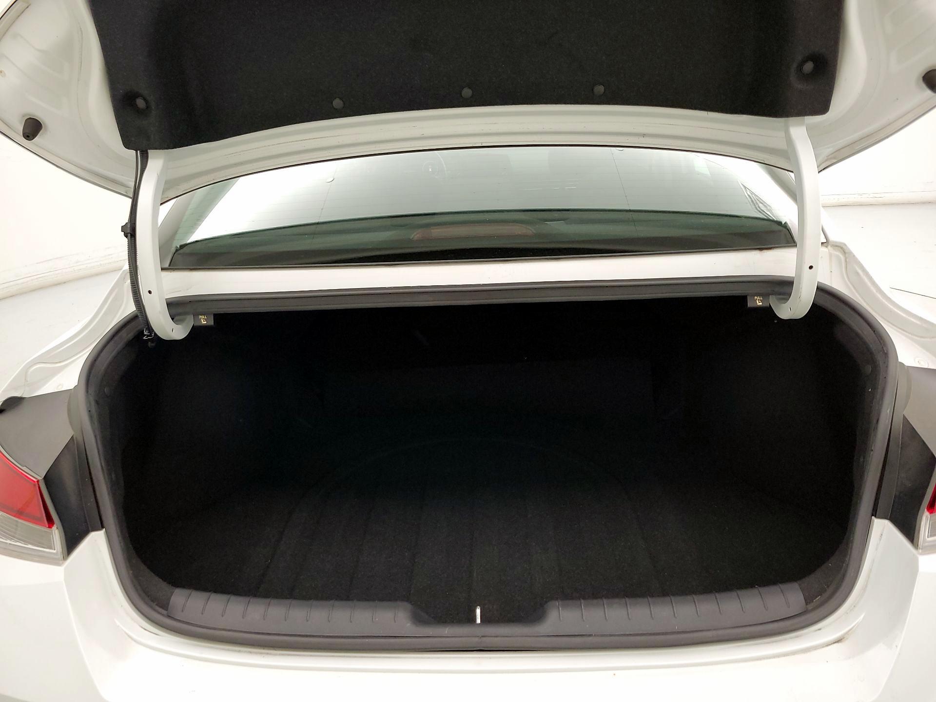 Thumbnail: 2021 Hyundai Elantra - 19