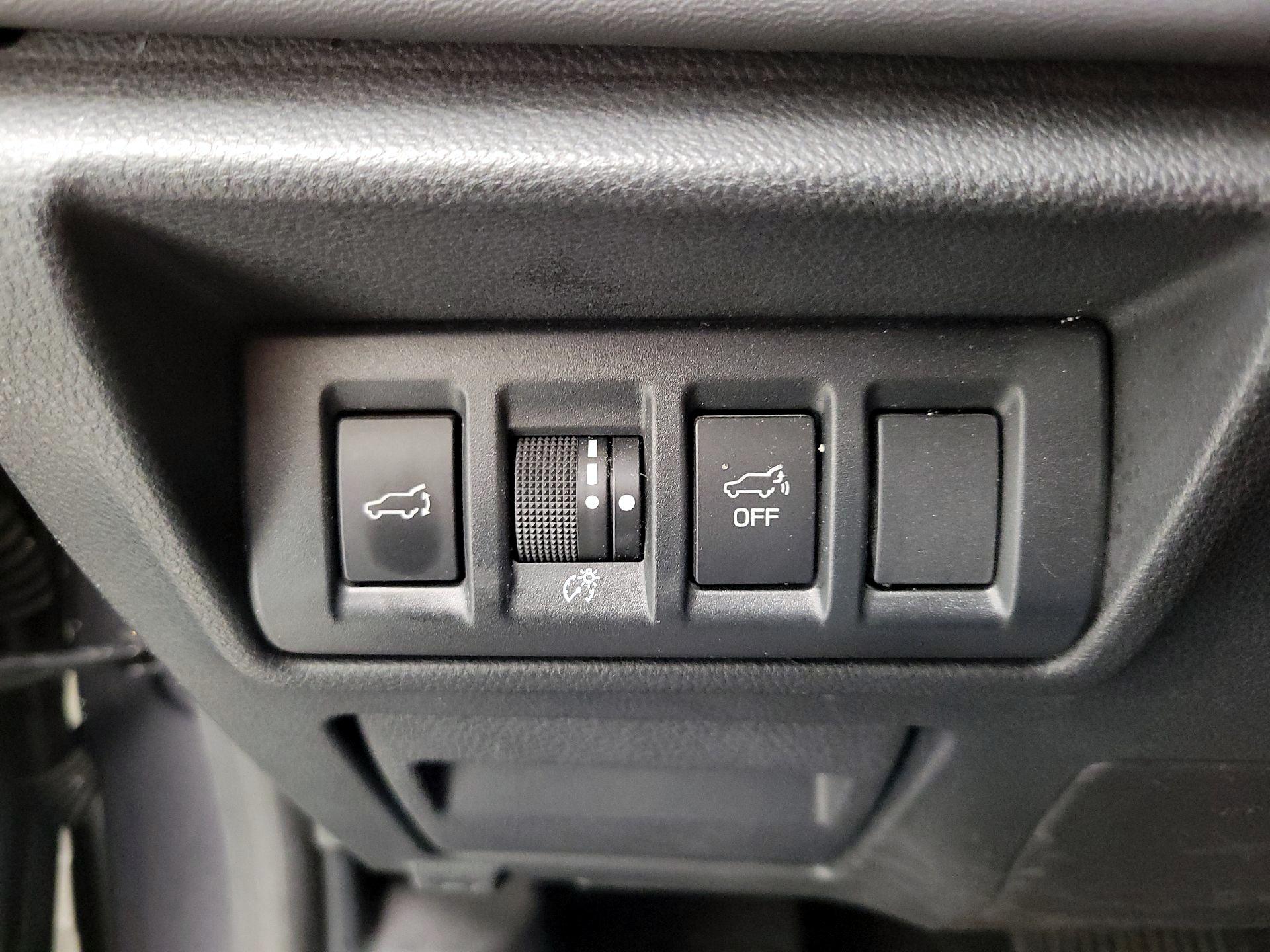 Thumbnail: 2020 Subaru Outback - 13