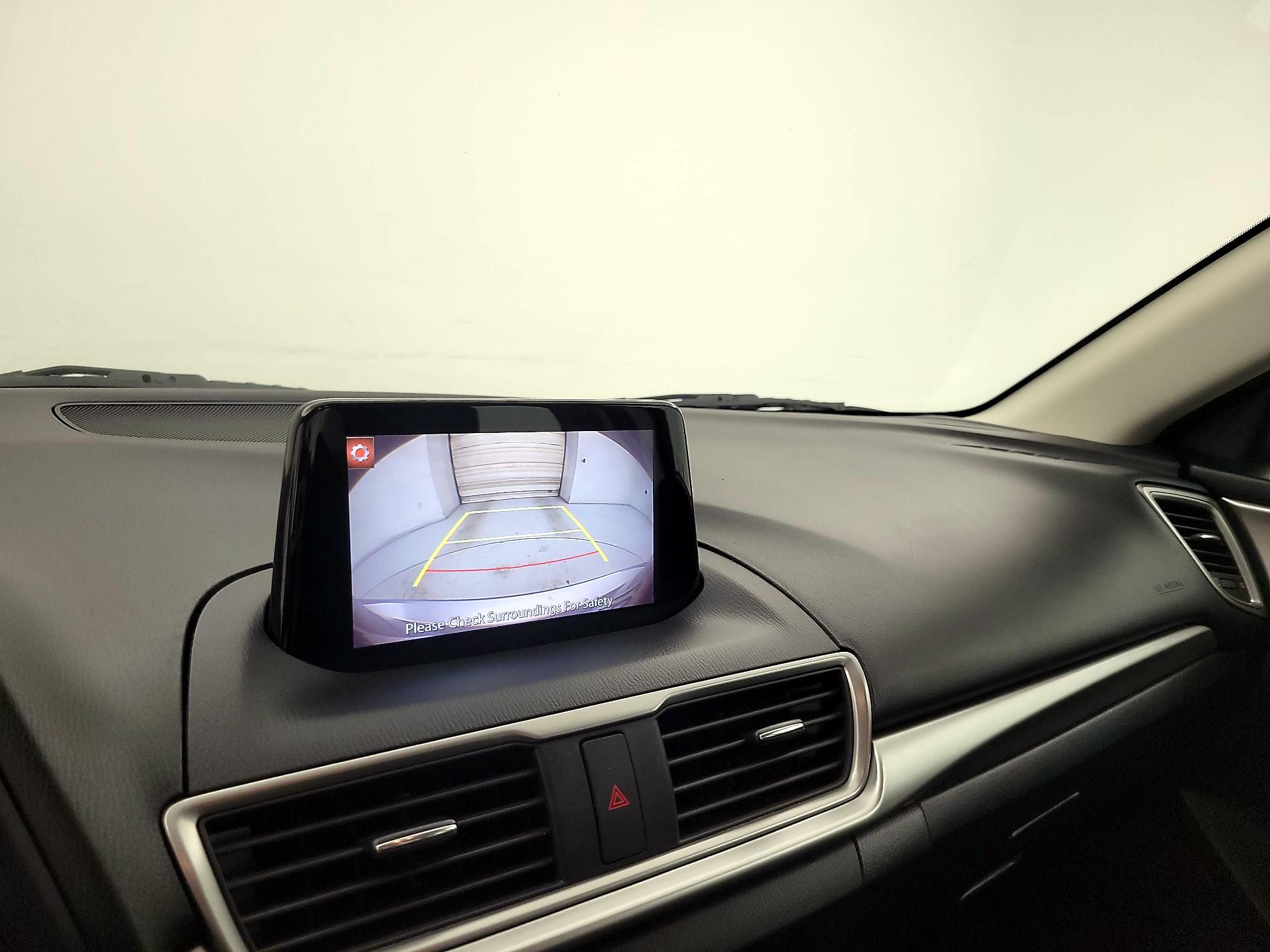 Thumbnail: 2017 Mazda Mazda3 - 14