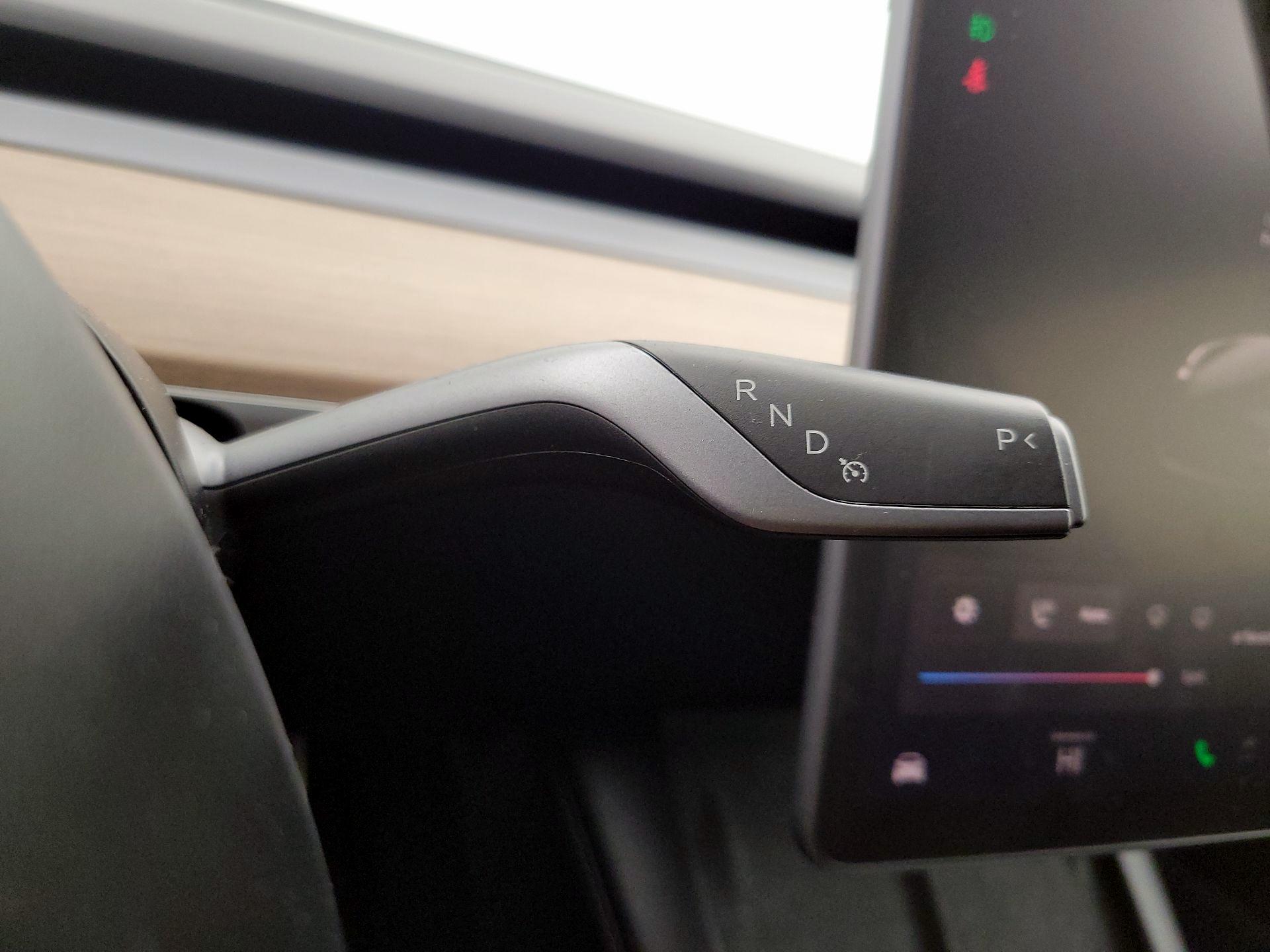 Thumbnail: 2023 Tesla Model 3 - 17