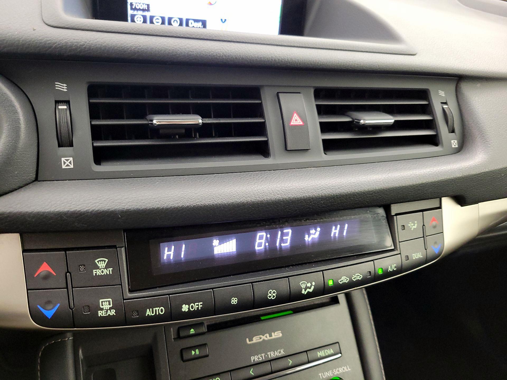 Thumbnail: 2017 Lexus CT - 17