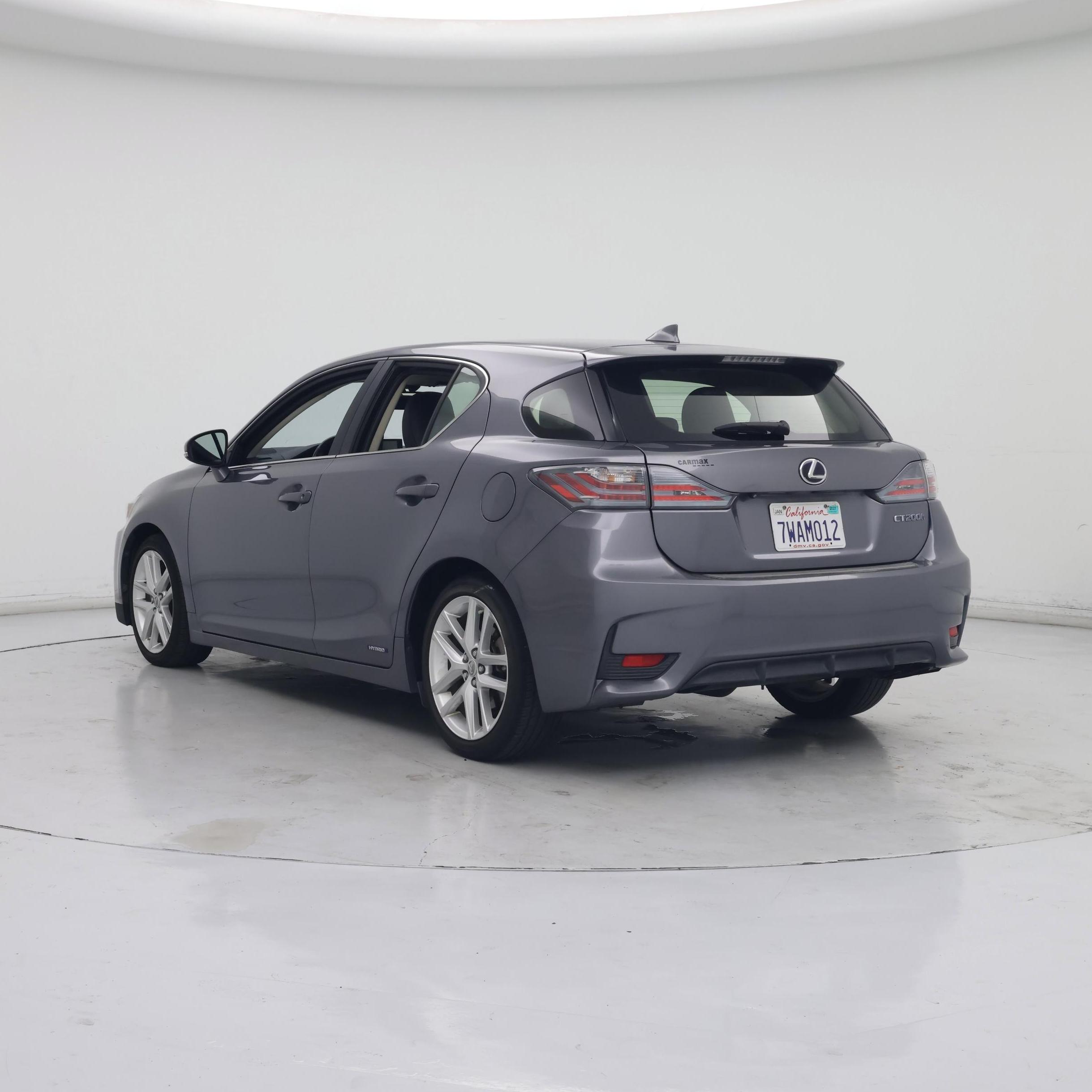 Thumbnail: 2017 Lexus CT - 2