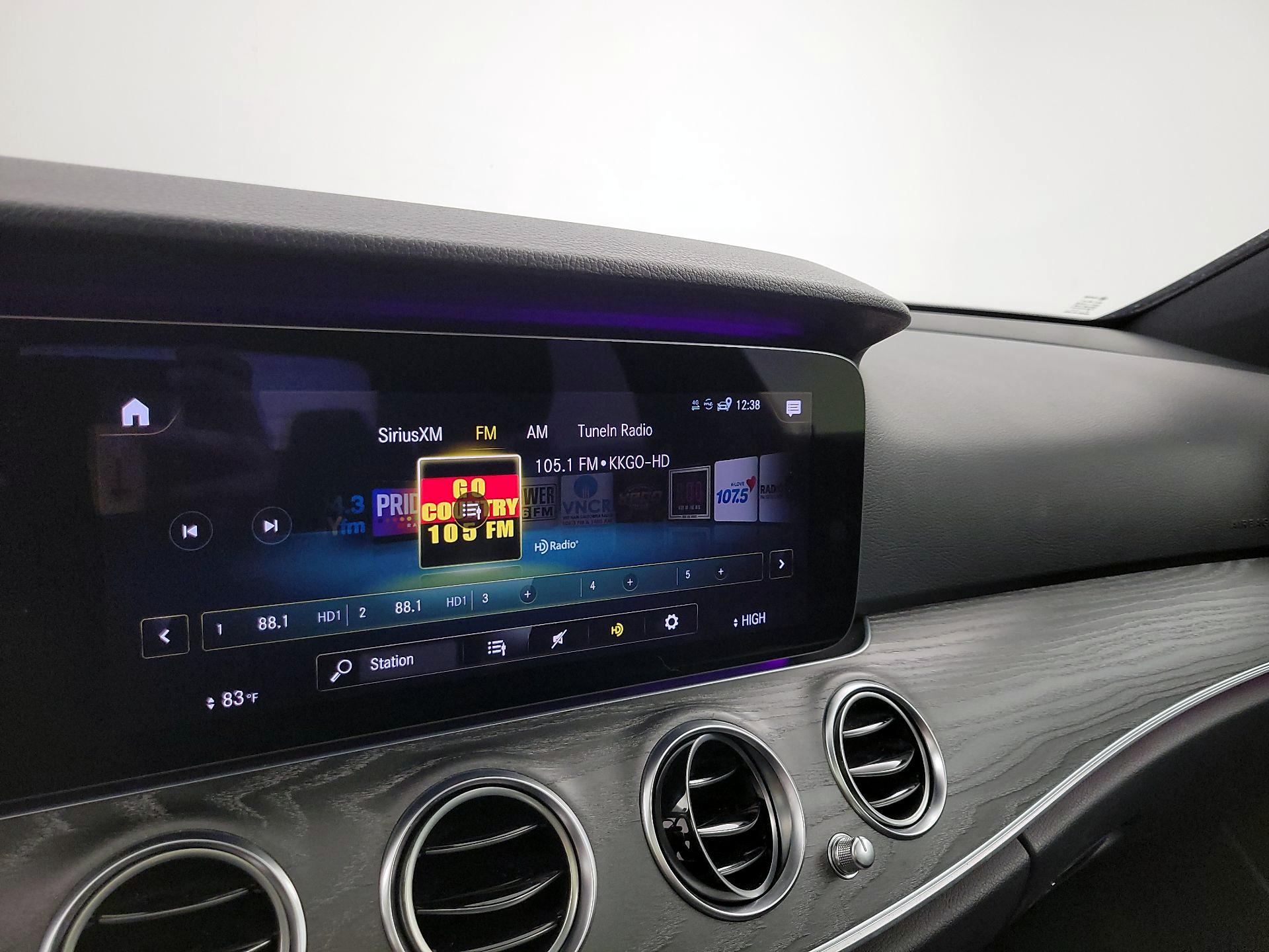 Thumbnail: 2021 Mercedes-Benz E-Class - 16