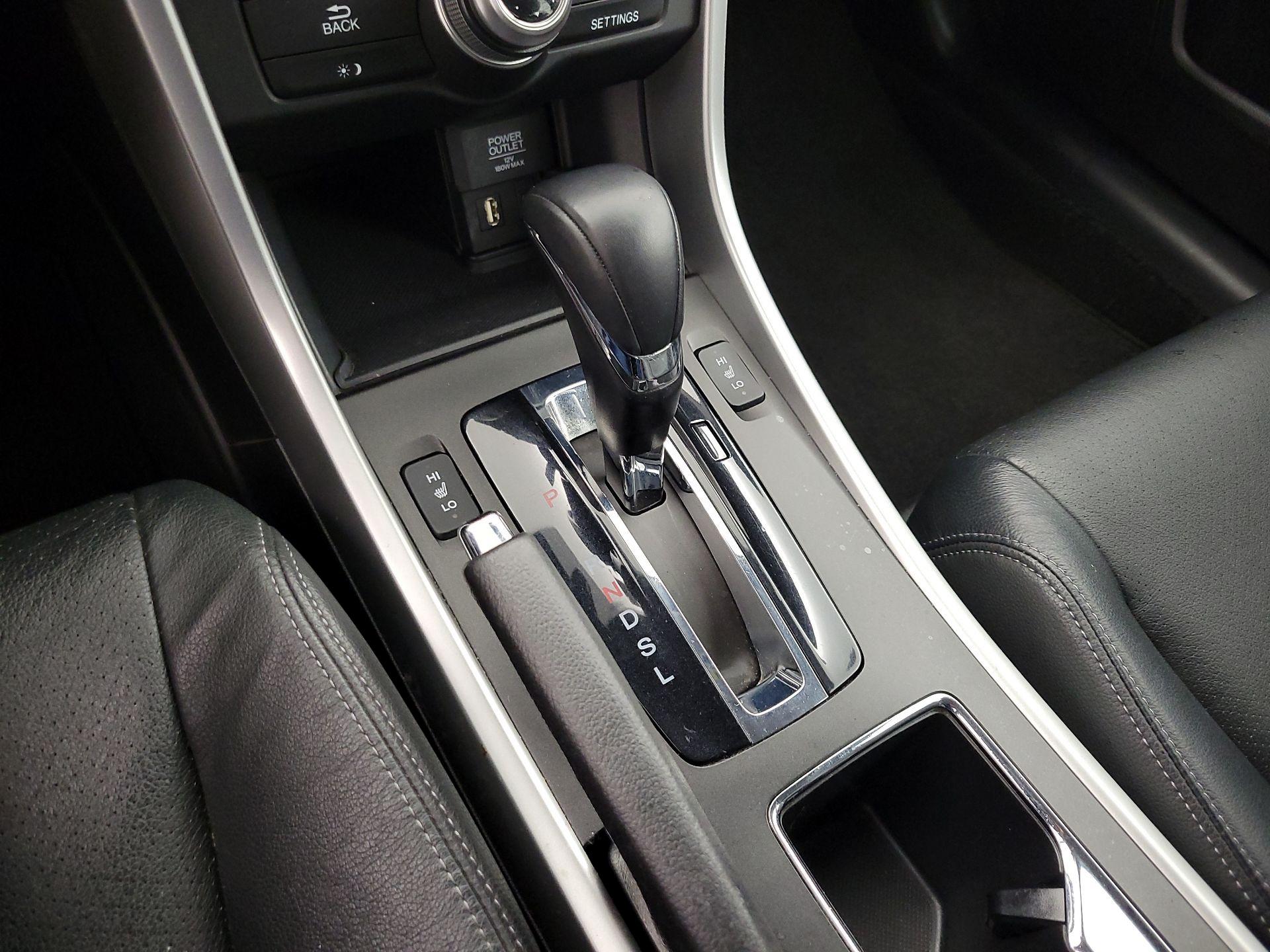 Thumbnail: 2015 Honda Accord - 18