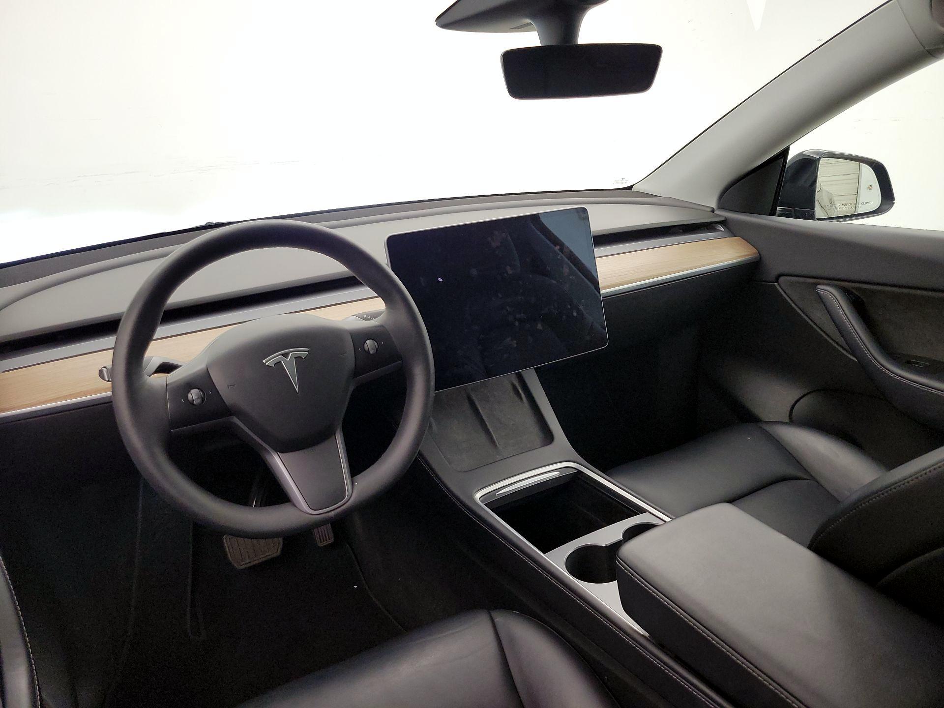 Thumbnail: 2022 Tesla Model Y - 9