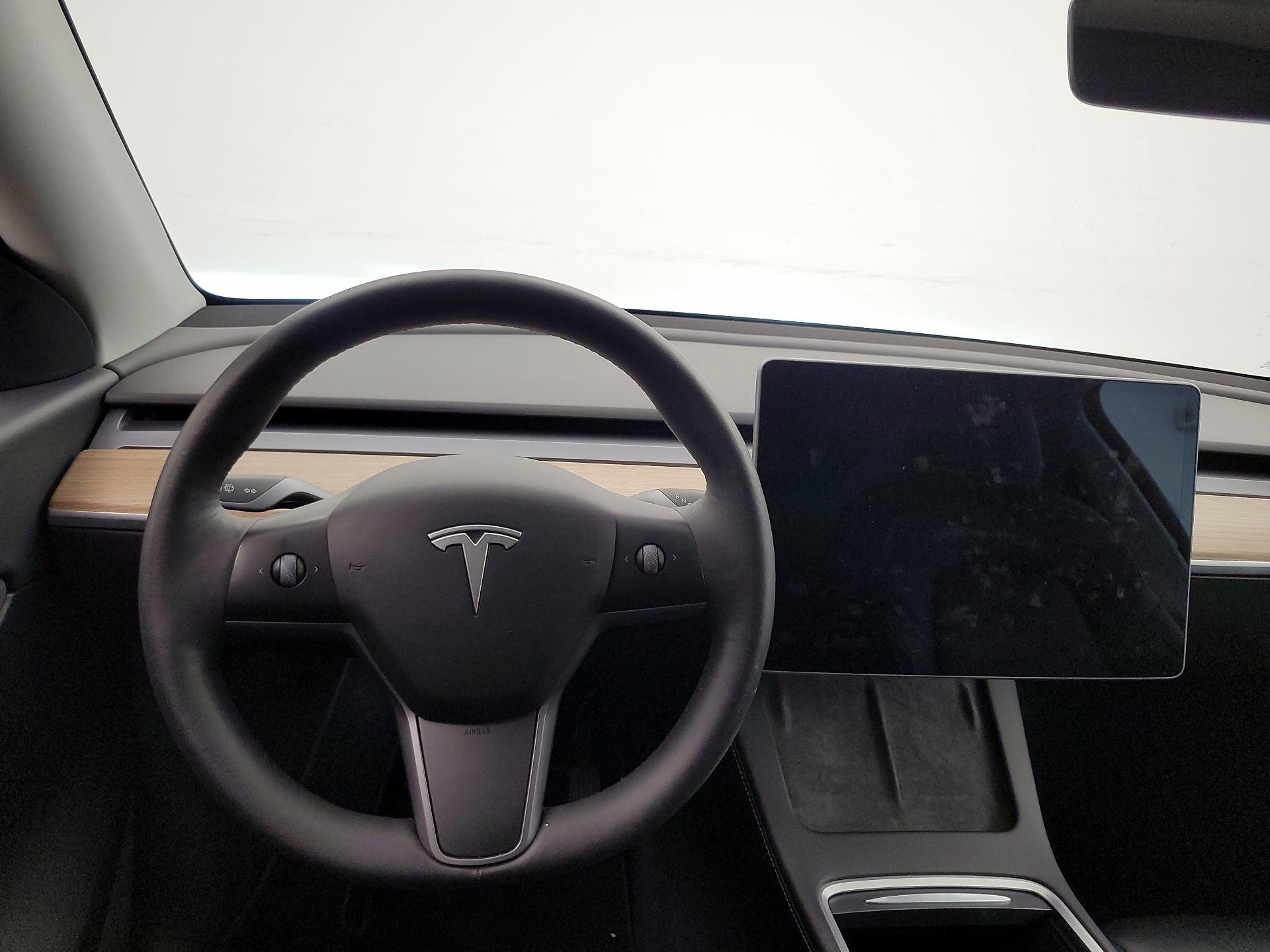 Thumbnail: 2022 Tesla Model Y - 10