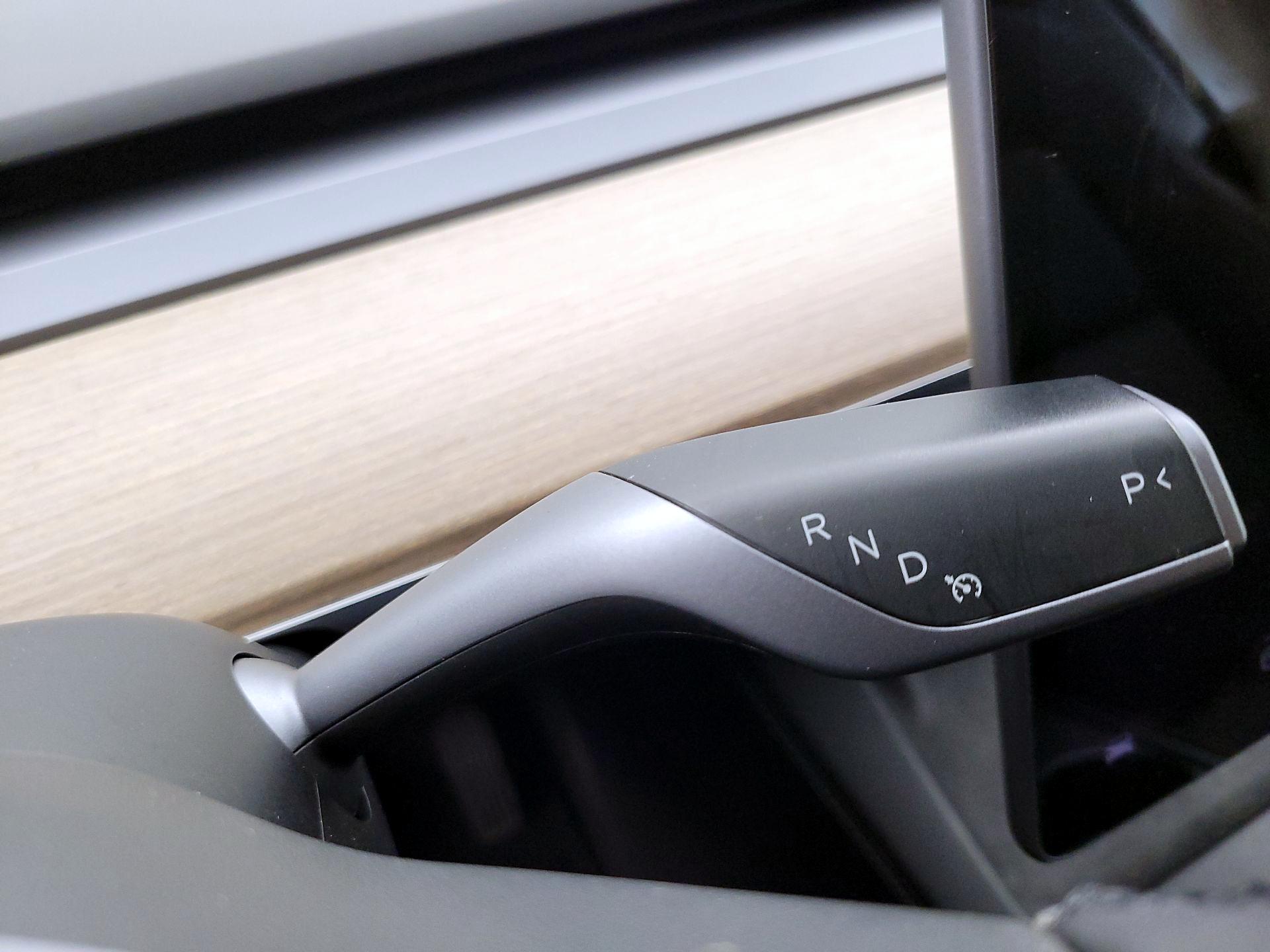 Thumbnail: 2022 Tesla Model Y - 17