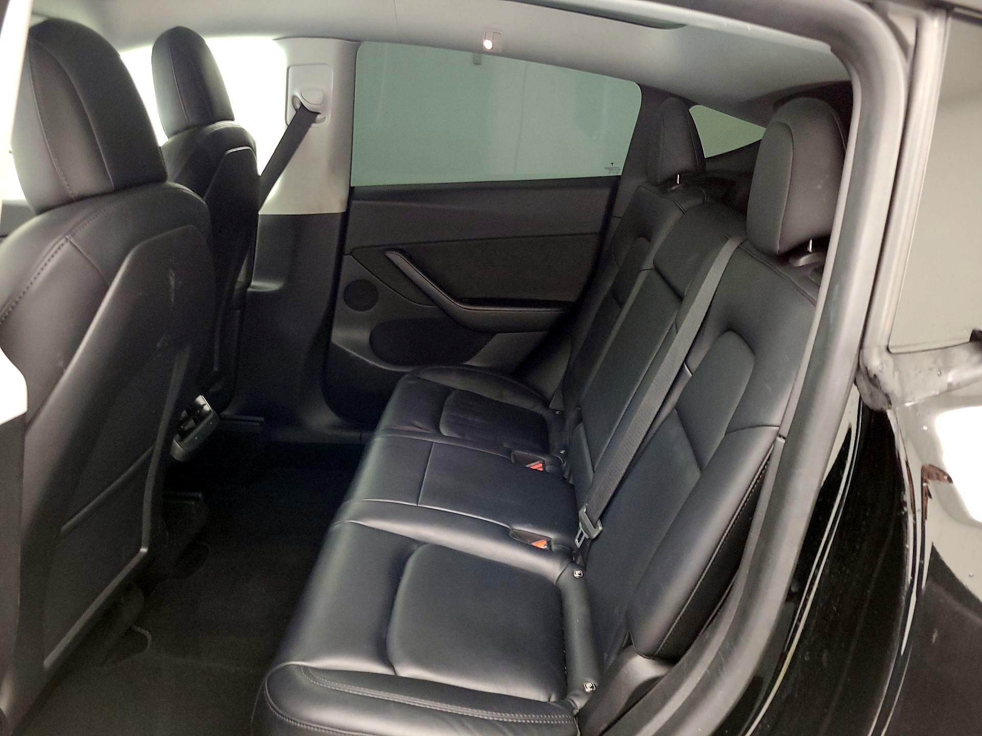 Thumbnail: 2022 Tesla Model Y - 18