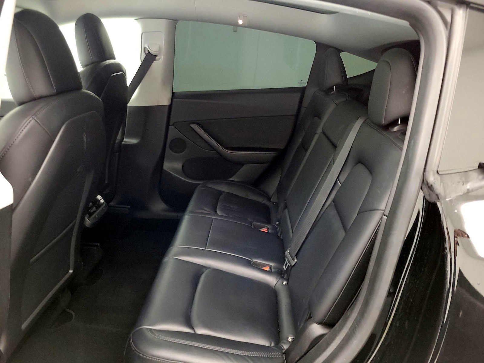 2022 Tesla Model Y Long Range - Photo 19