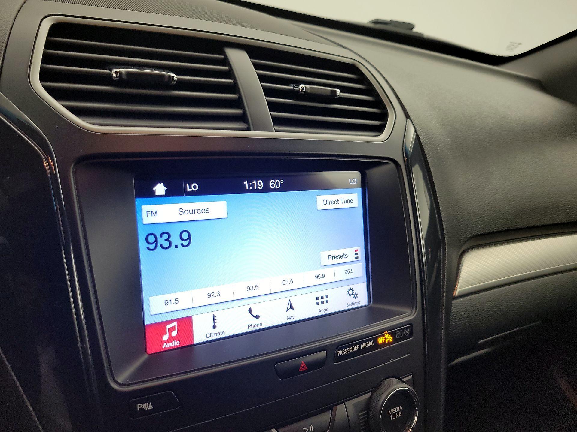 Thumbnail: 2019 Ford Explorer - 15