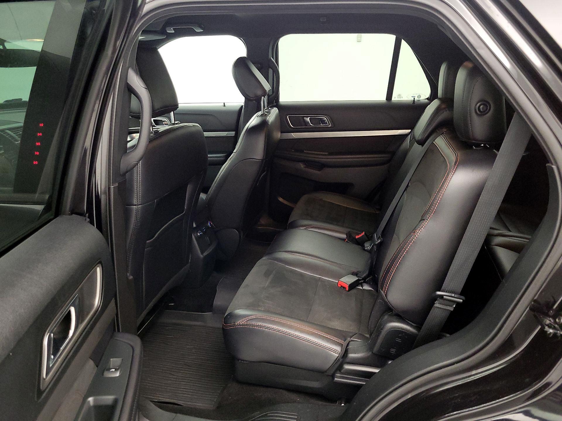 Thumbnail: 2019 Ford Explorer - 18