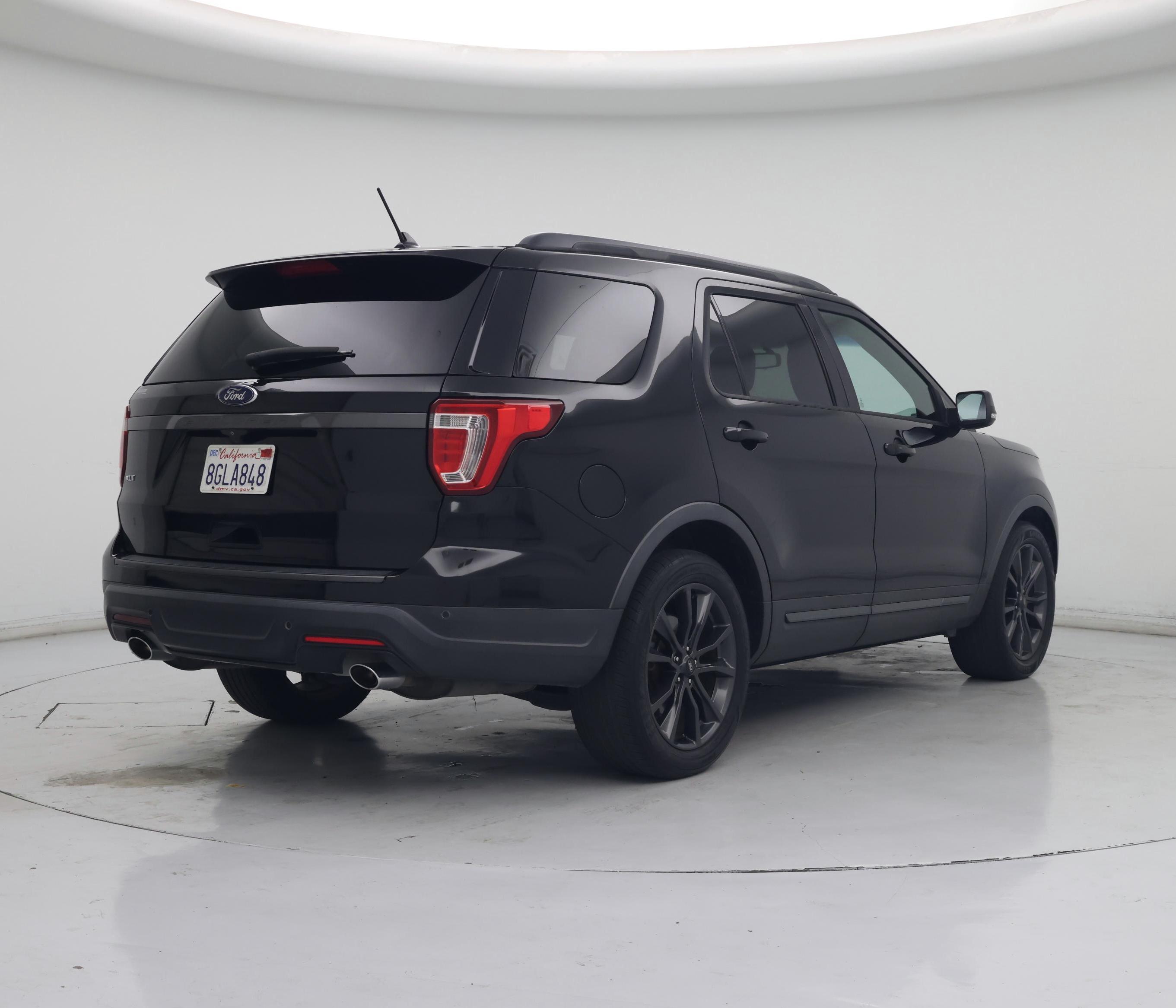 Thumbnail: 2019 Ford Explorer - 8