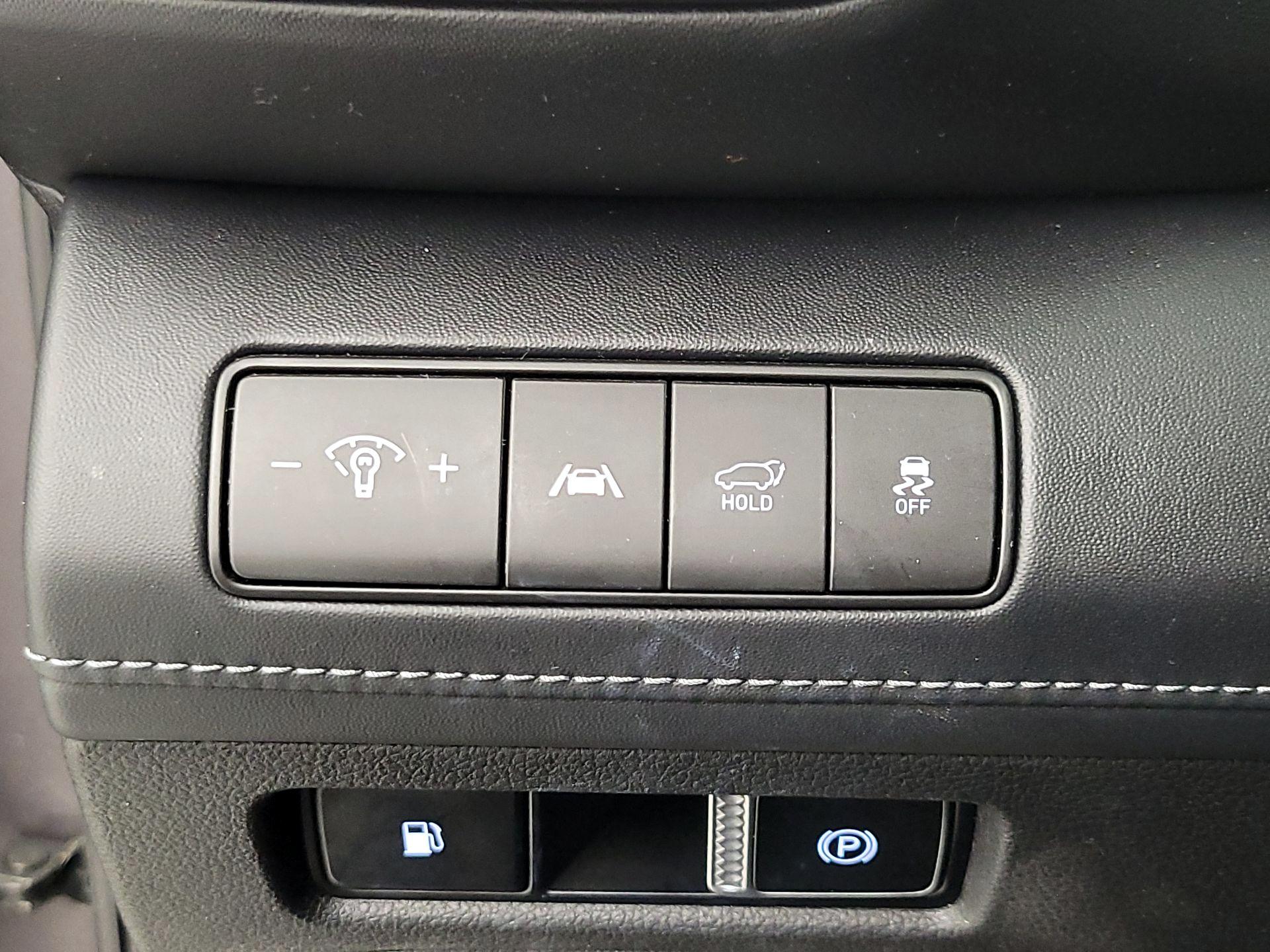 Thumbnail: 2022 Hyundai Santa Fe - 13