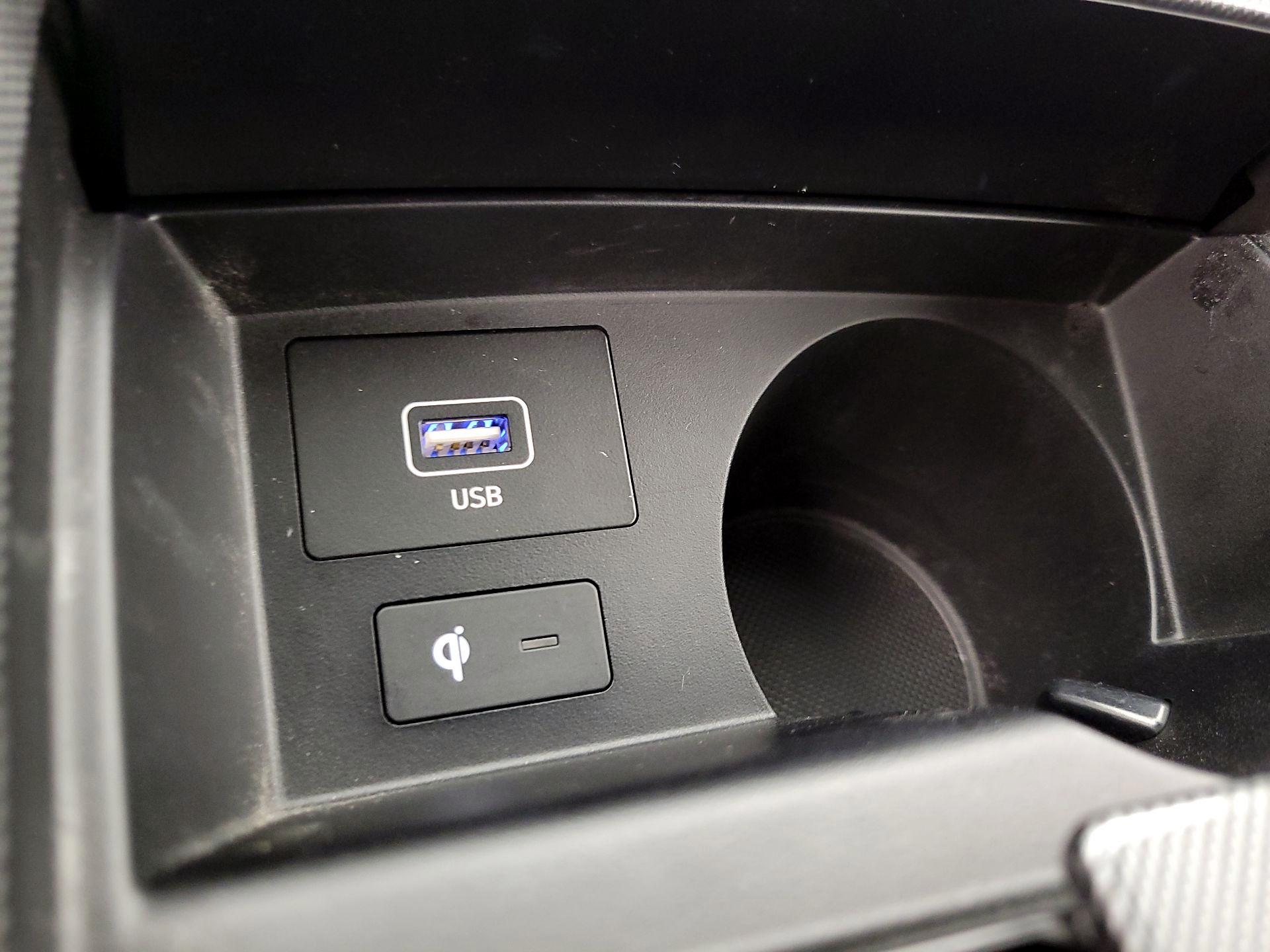 Thumbnail: 2022 Hyundai Santa Fe - 18