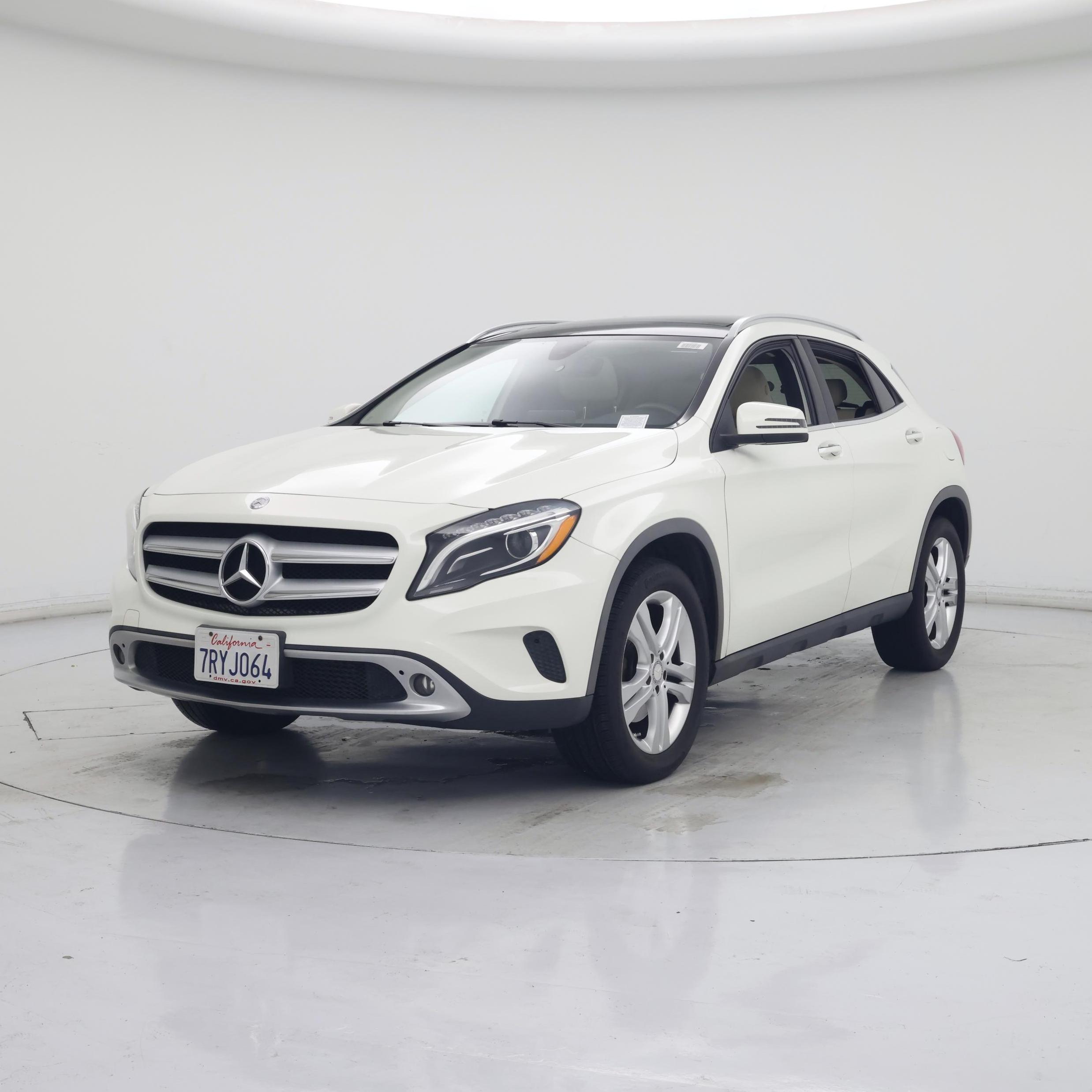 Thumbnail: 2016 Mercedes-Benz GLA - 4