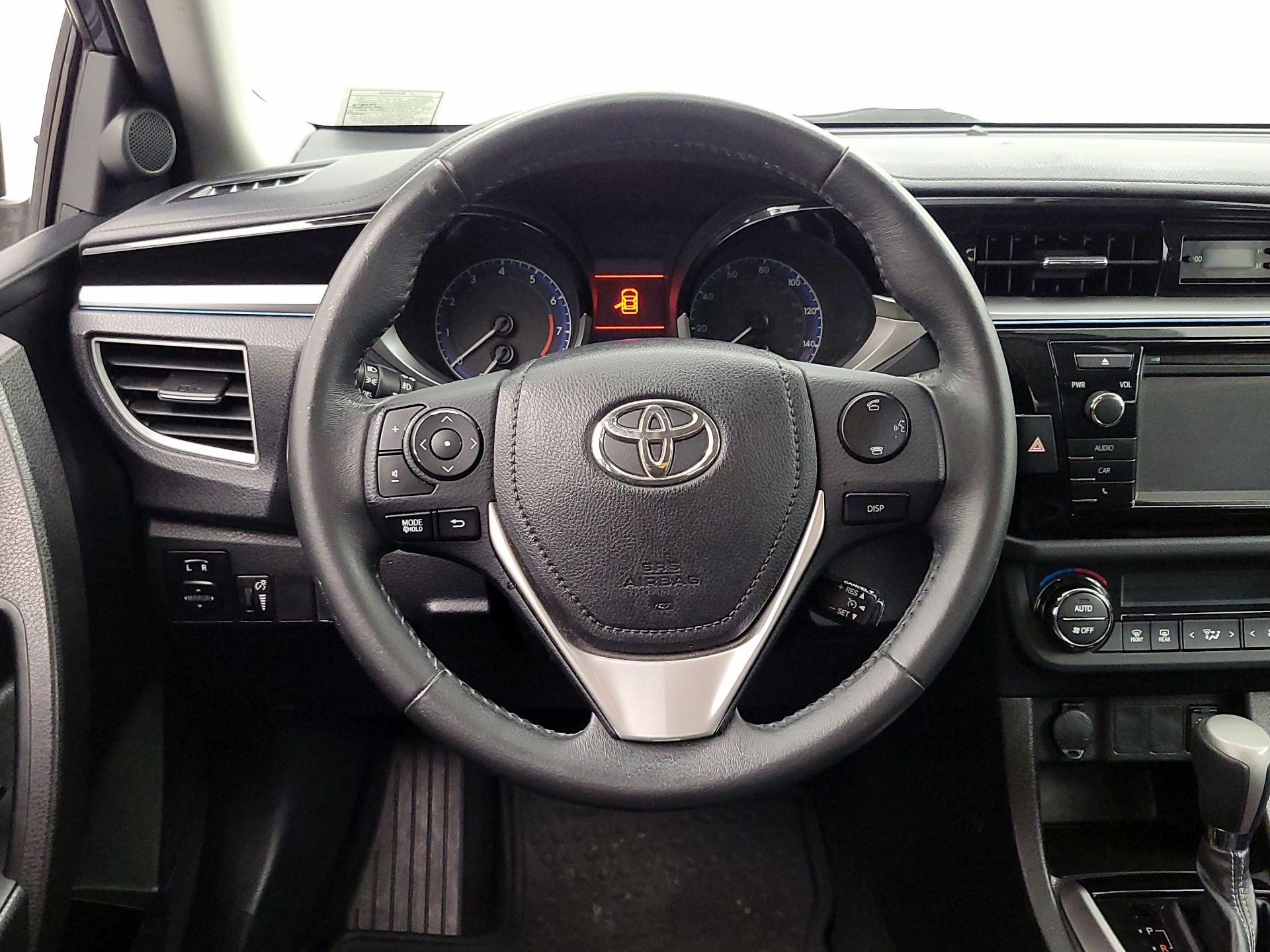 Thumbnail: 2016 Toyota Corolla - 10
