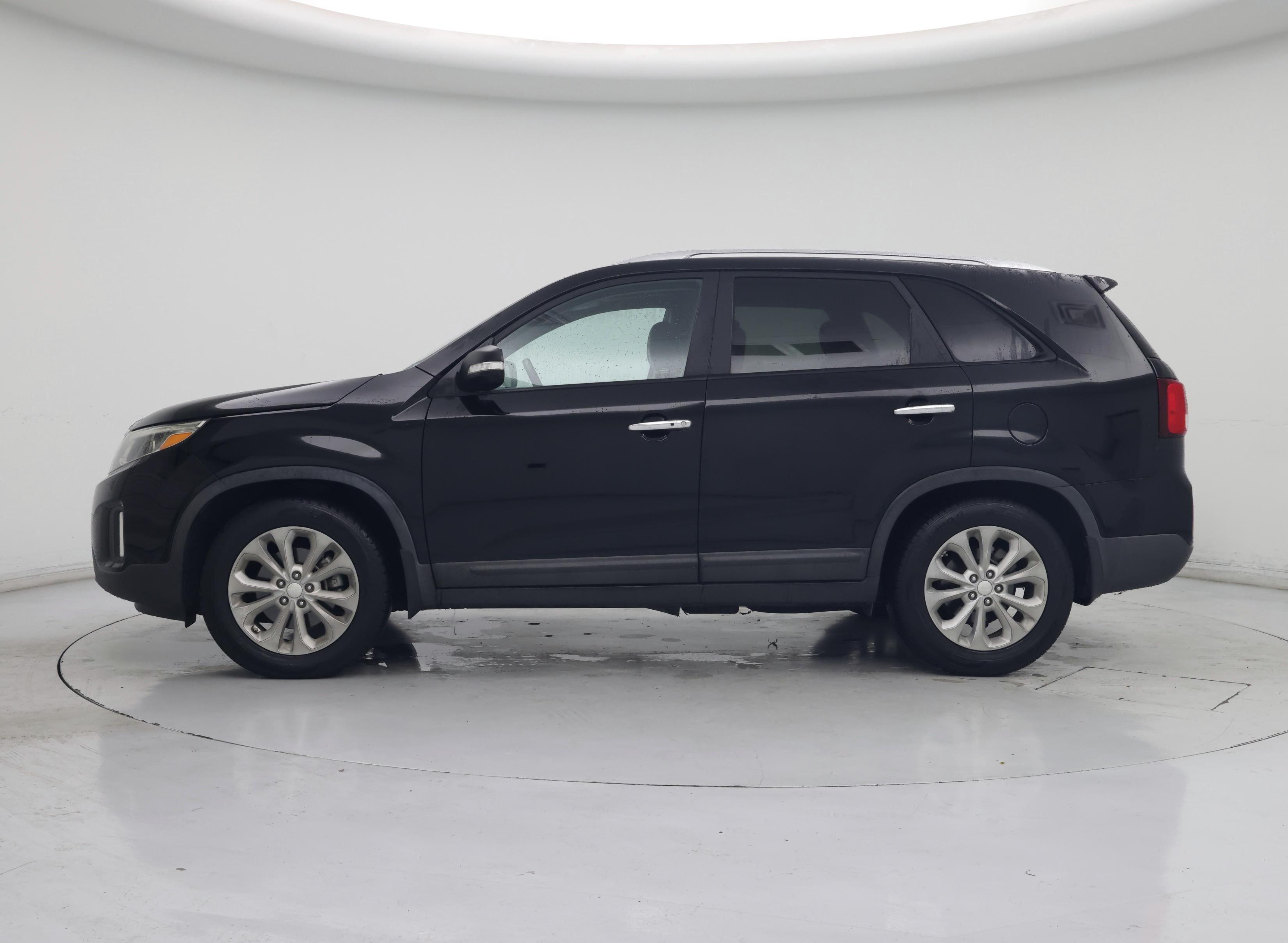 Thumbnail: 2015 Kia Sorento - 3