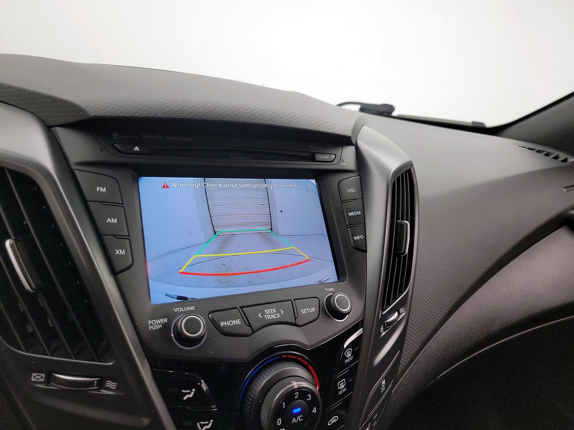 Thumbnail: 2016 Hyundai Veloster - 13