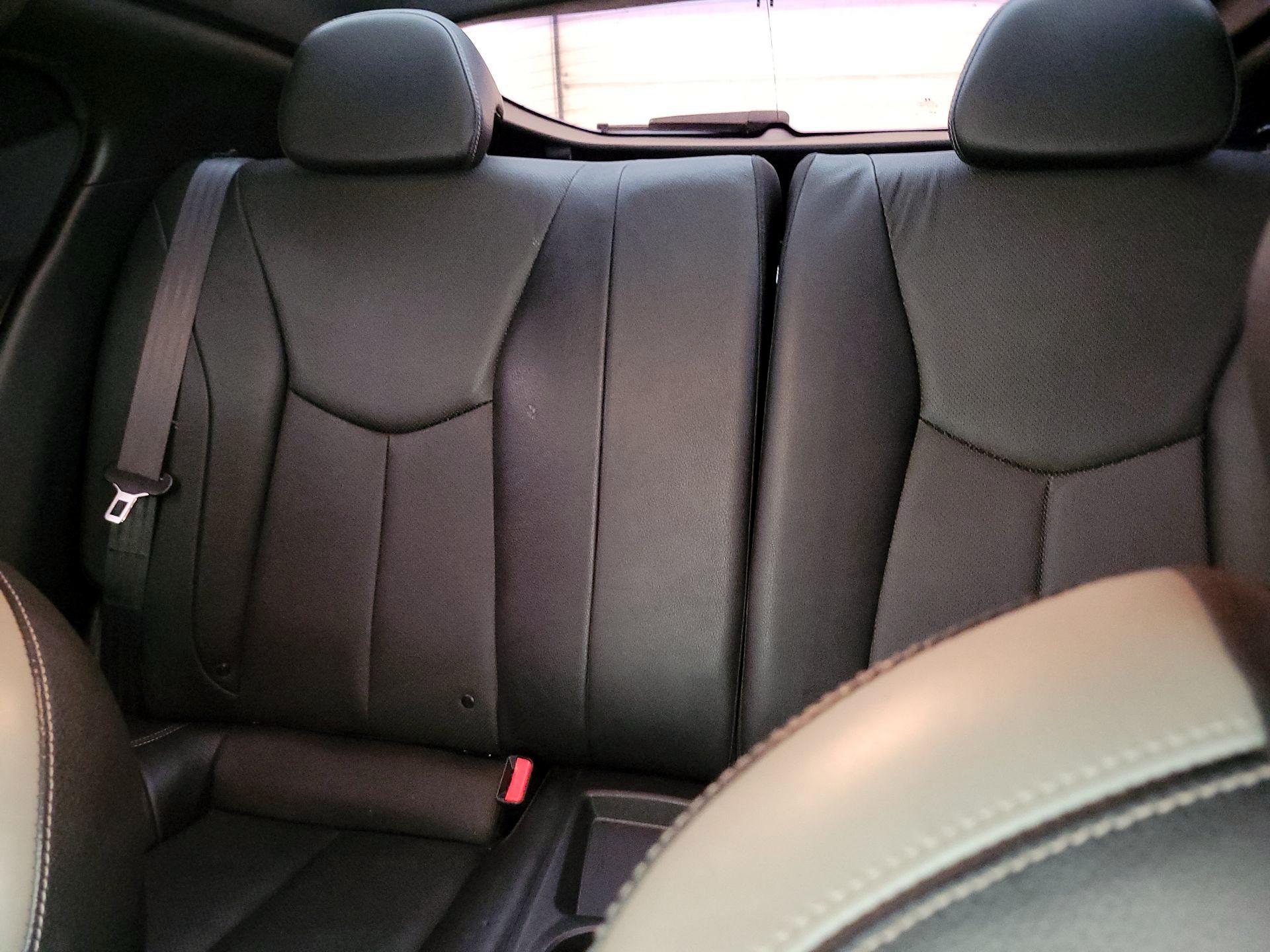 Thumbnail: 2016 Hyundai Veloster - 17