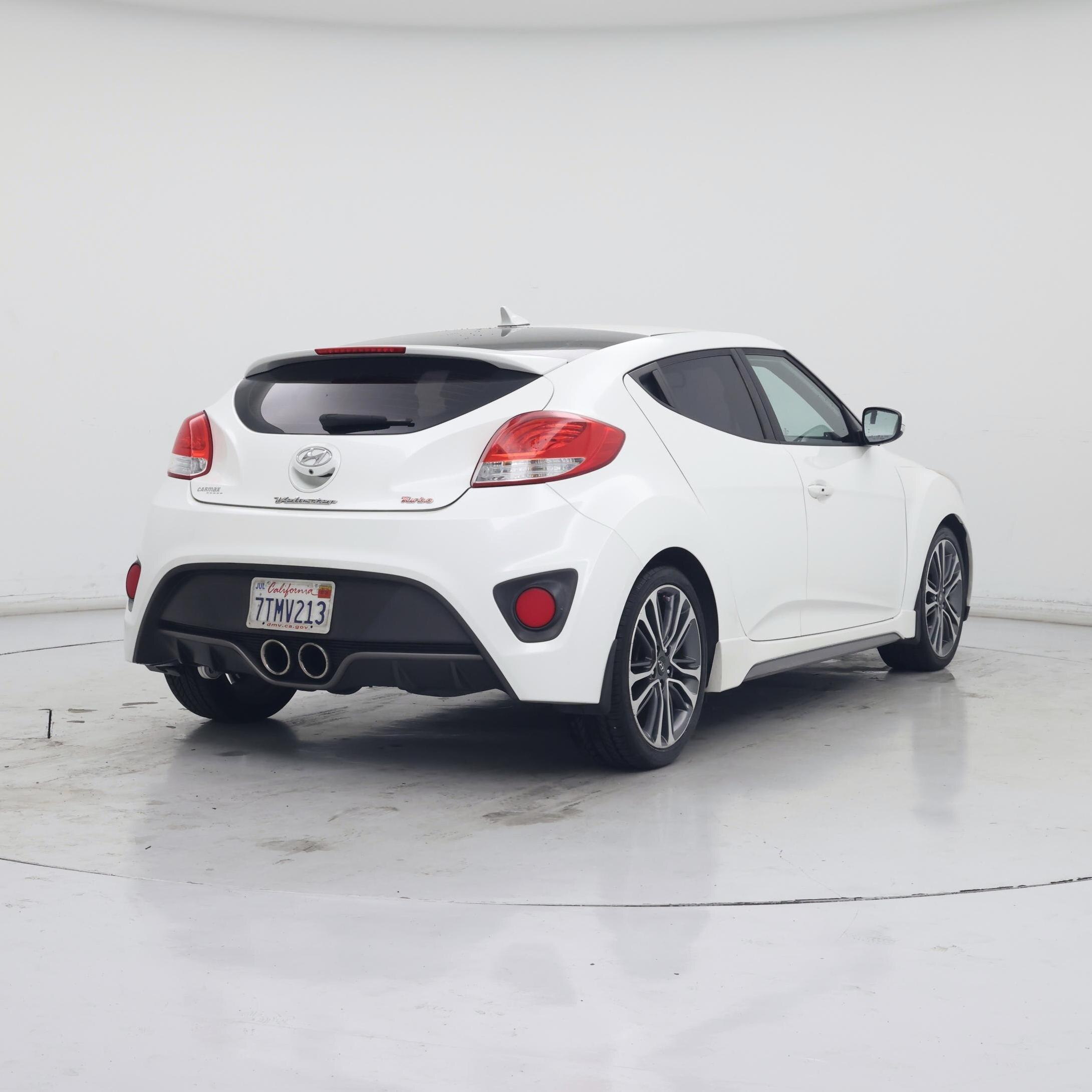 Thumbnail: 2016 Hyundai Veloster - 8