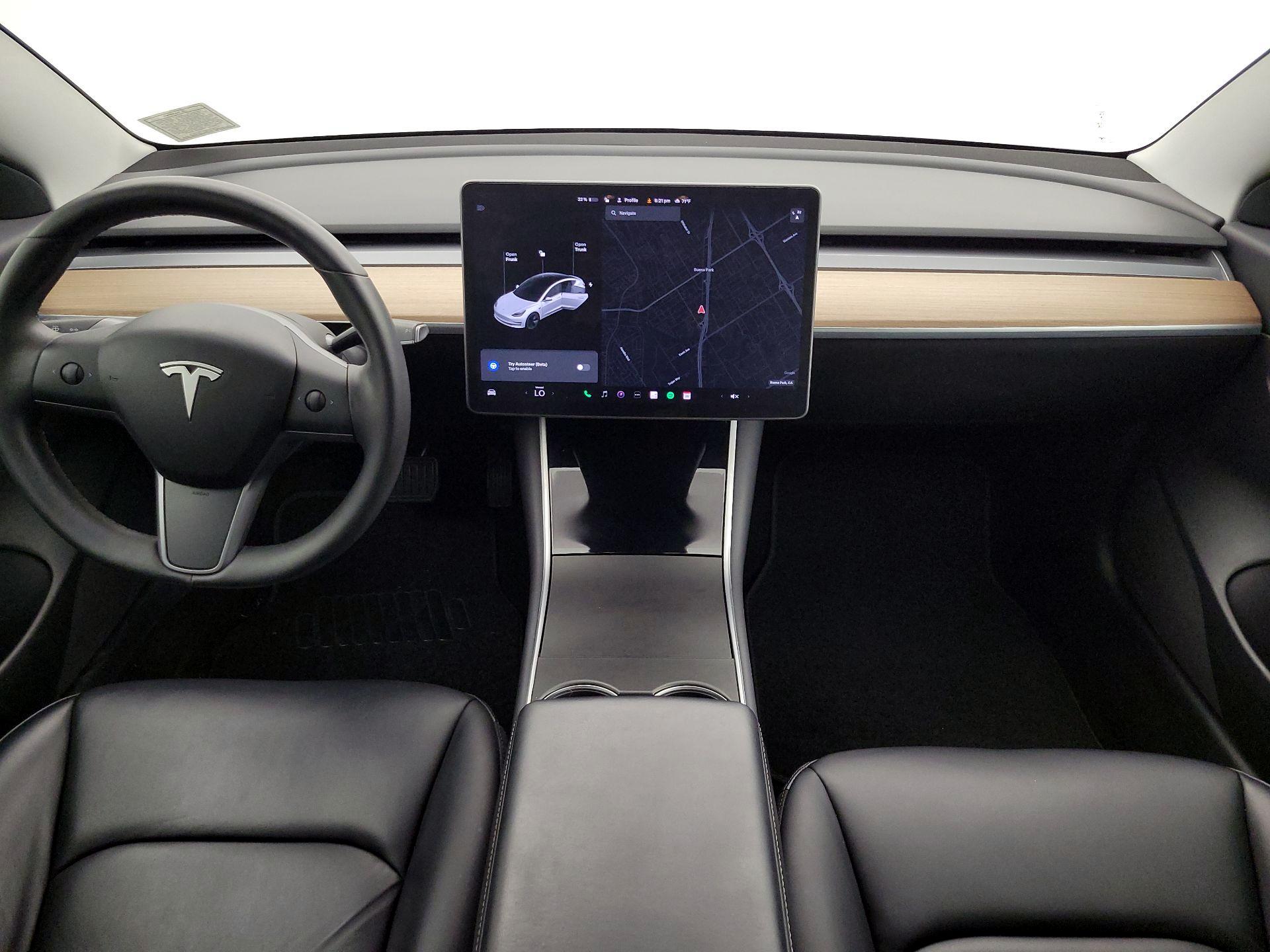 Thumbnail: 2020 Tesla Model 3 - 9