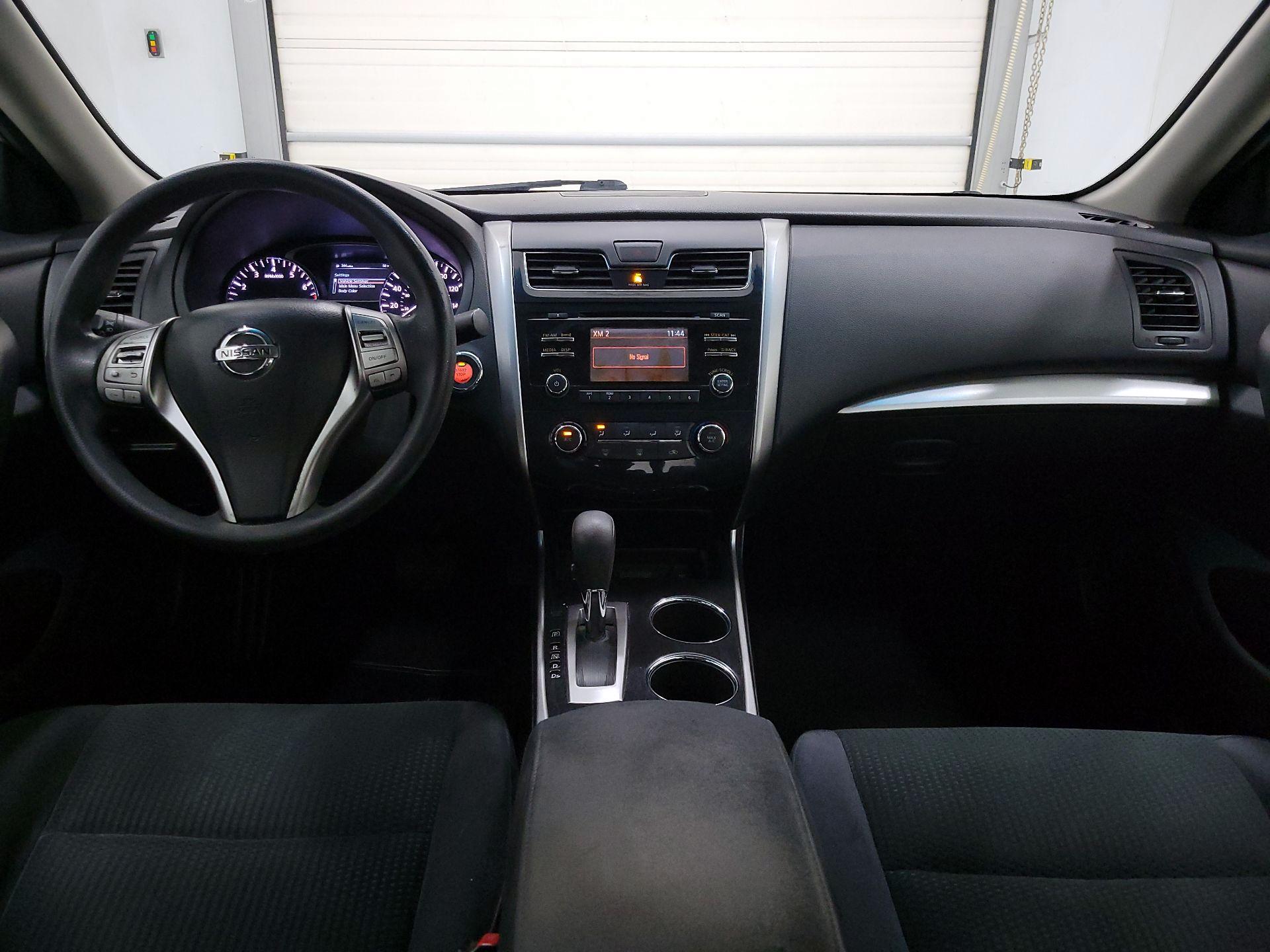 Thumbnail: 2014 Nissan Altima - 9